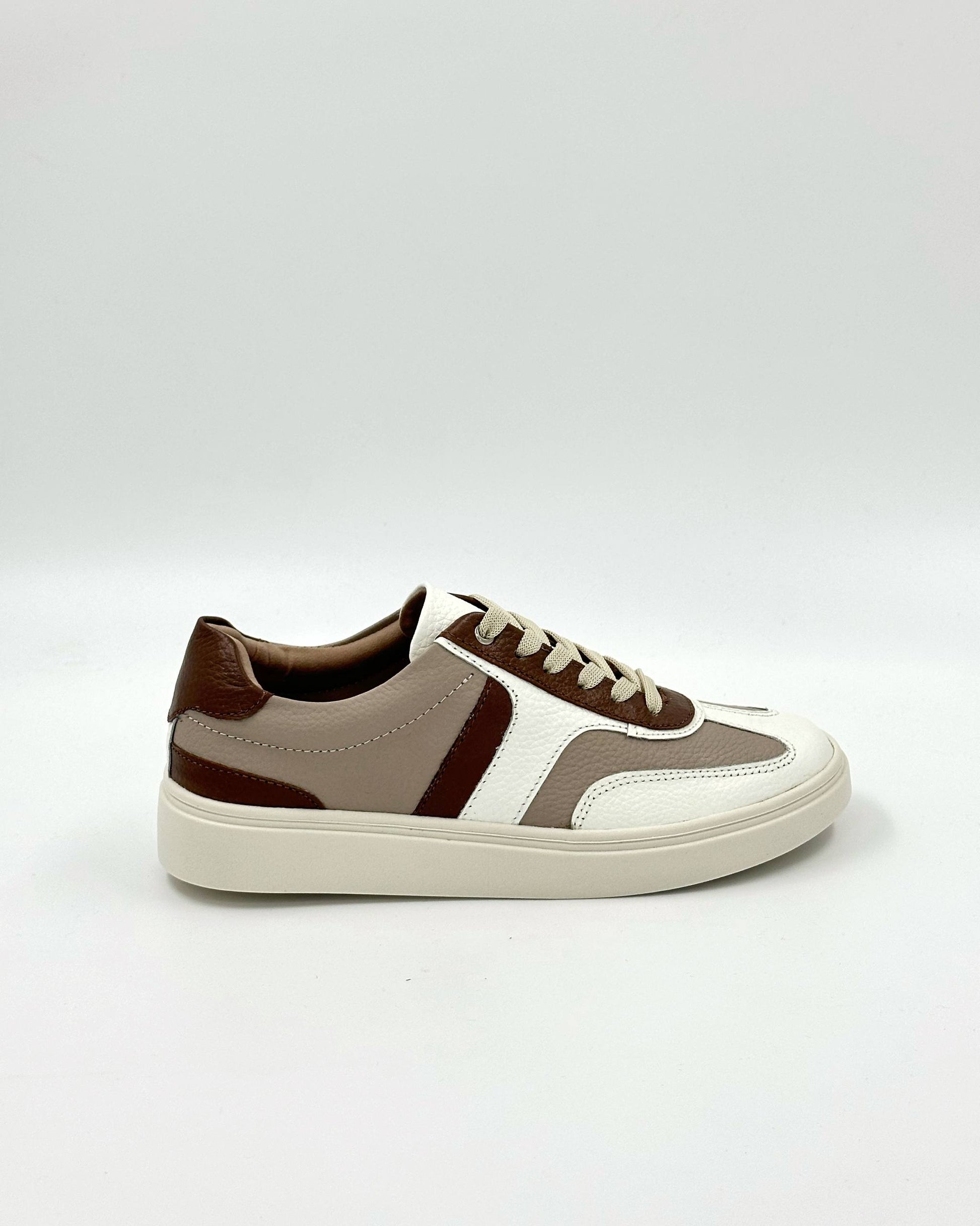 Tenis casuales de cuero combinados DSV63 para mujer | Maraldo