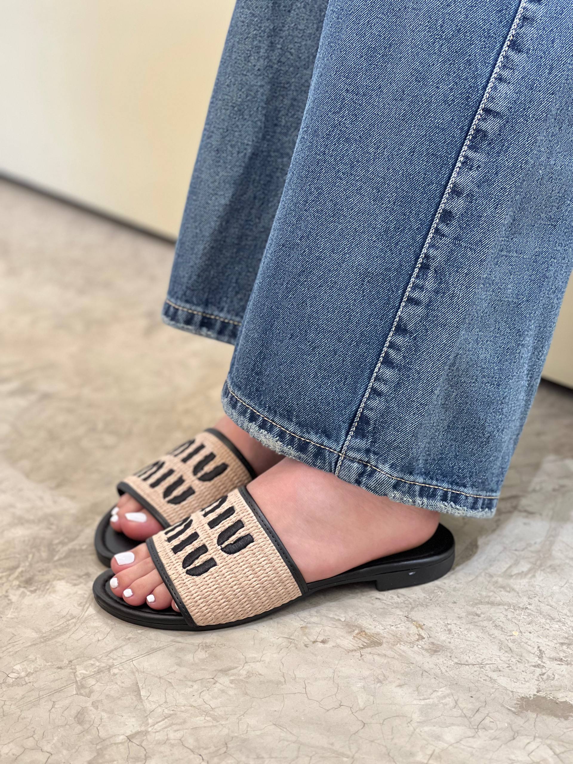 Sandalia Plana de moda P1451 miel