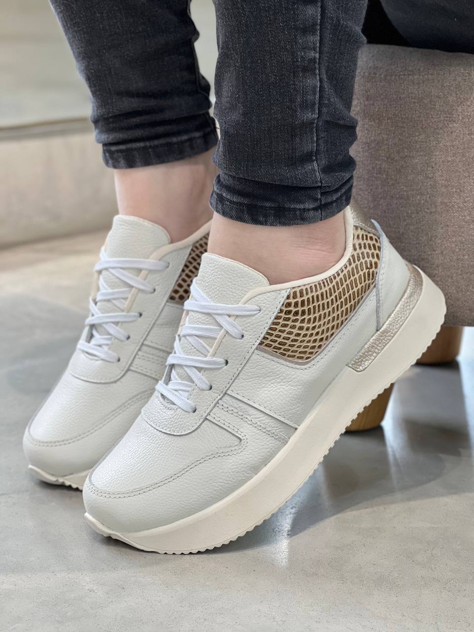 Tenis 100% Cuero para Mujer DCM015 | Maraldo