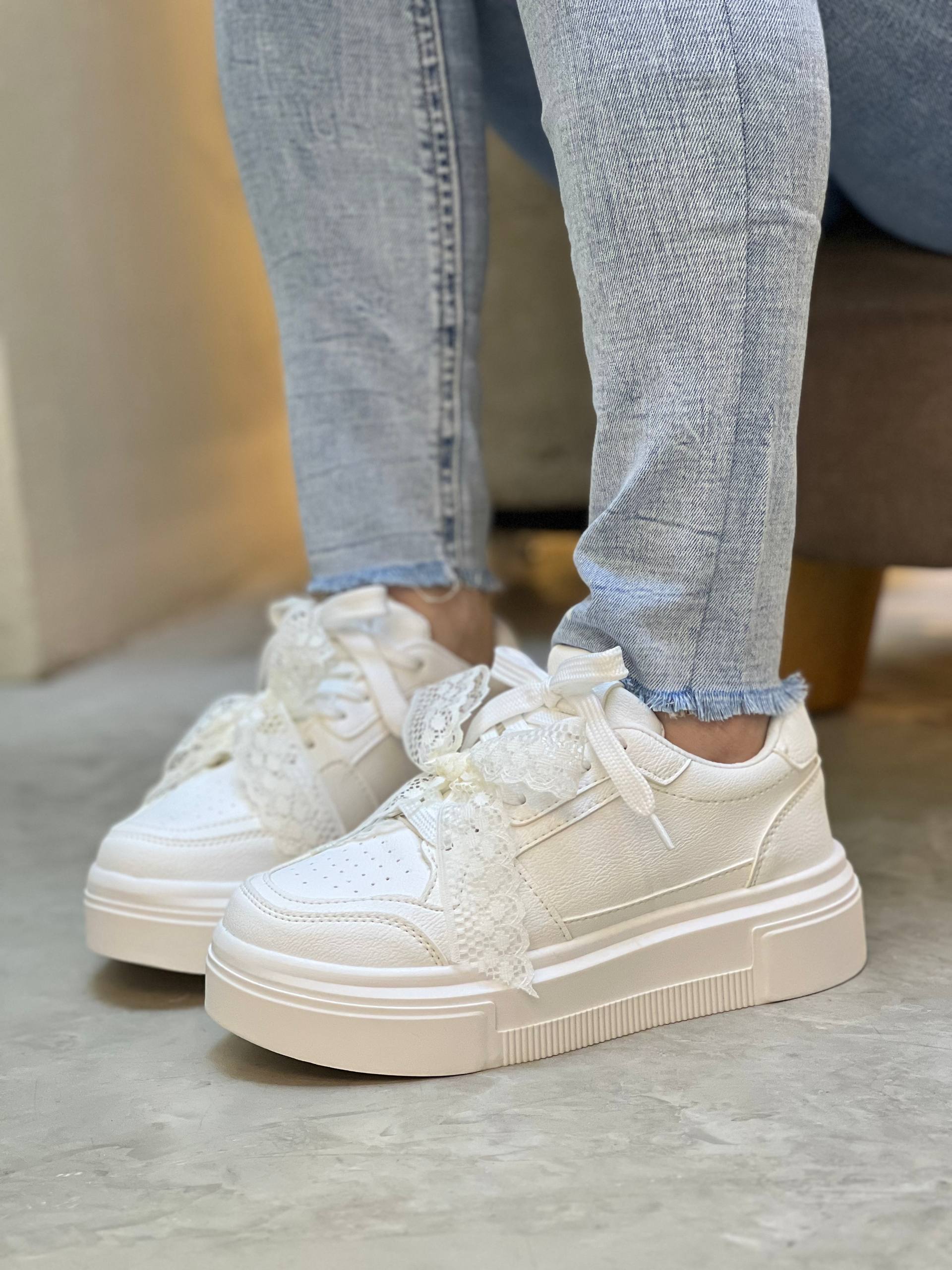 Tenis blanco suela alta D894 para mujer