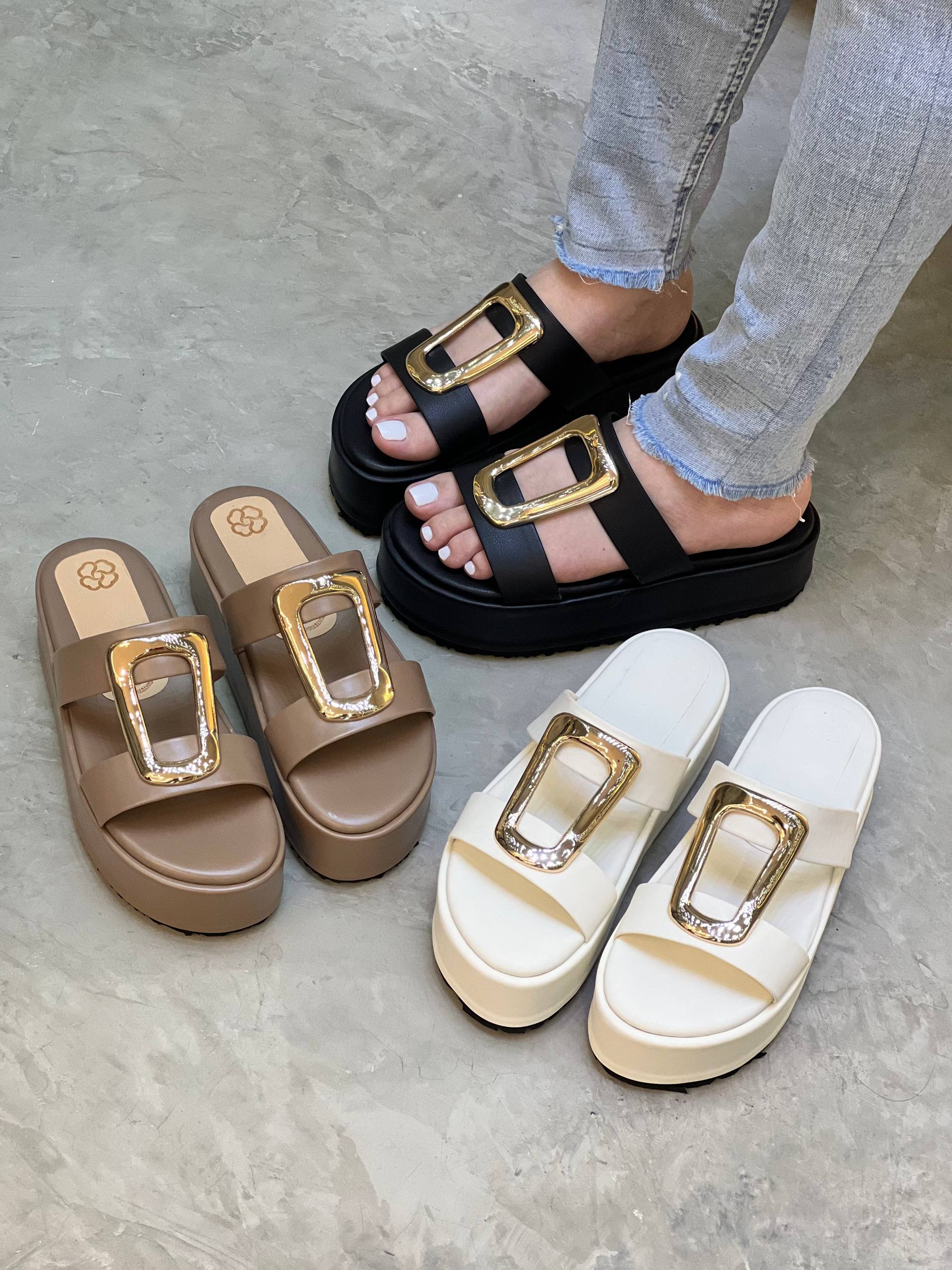 Sandalias suela alta con detalle dorado MB107 | Maraldo