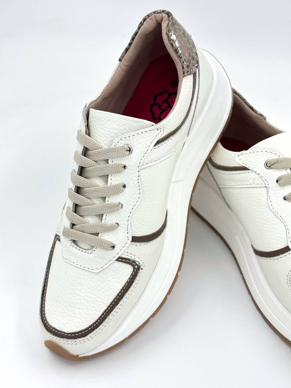 Tenis de cuero deportivos DS85 para mujer | MARALDO