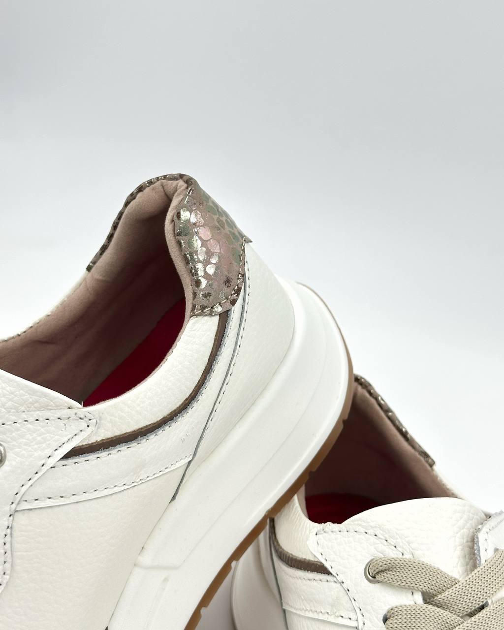 Tenis de cuero deportivos DS85 para mujer | MARALDO