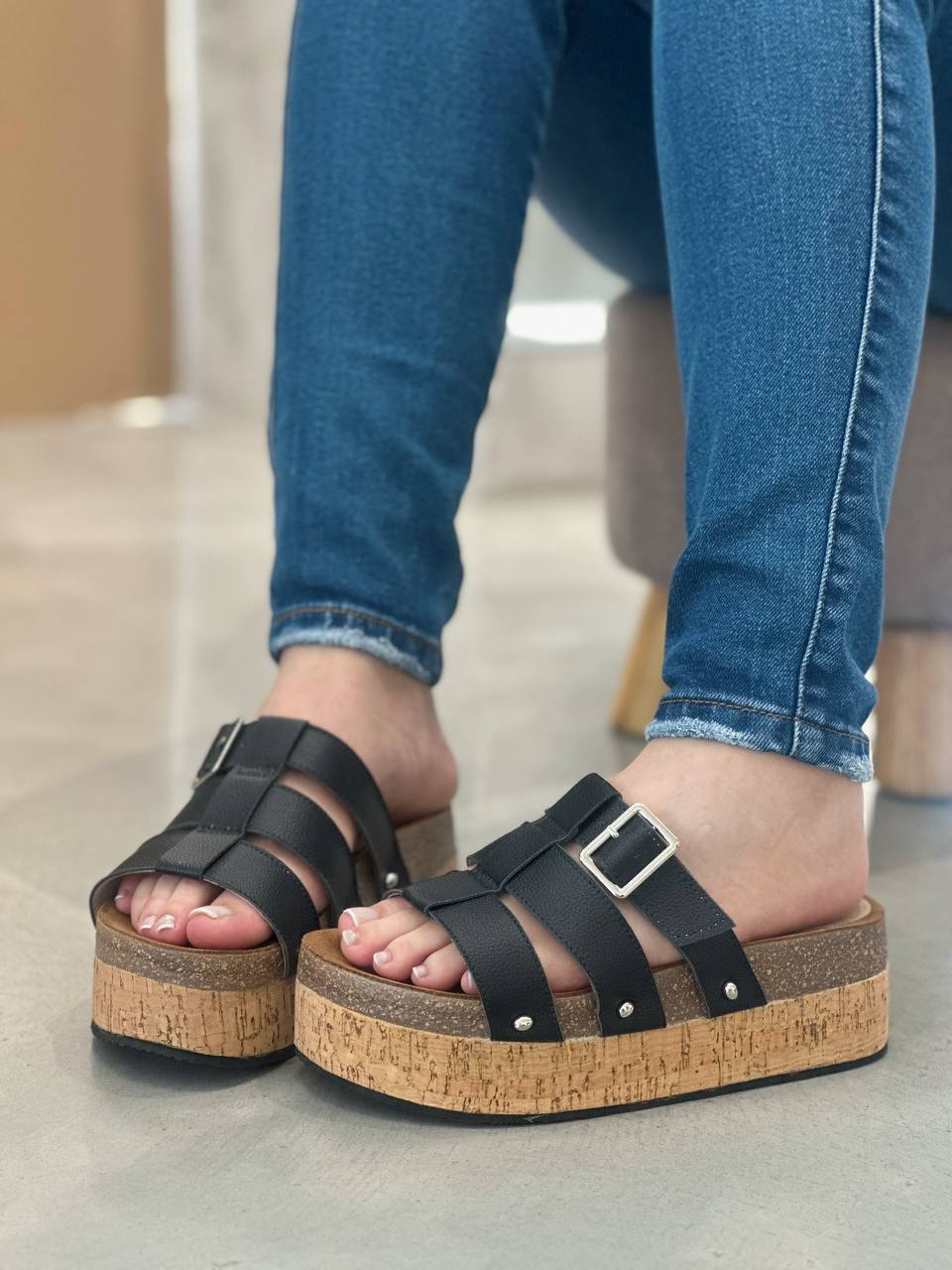 Sandalia de plataforma PLTF824 para mujer | Maraldo