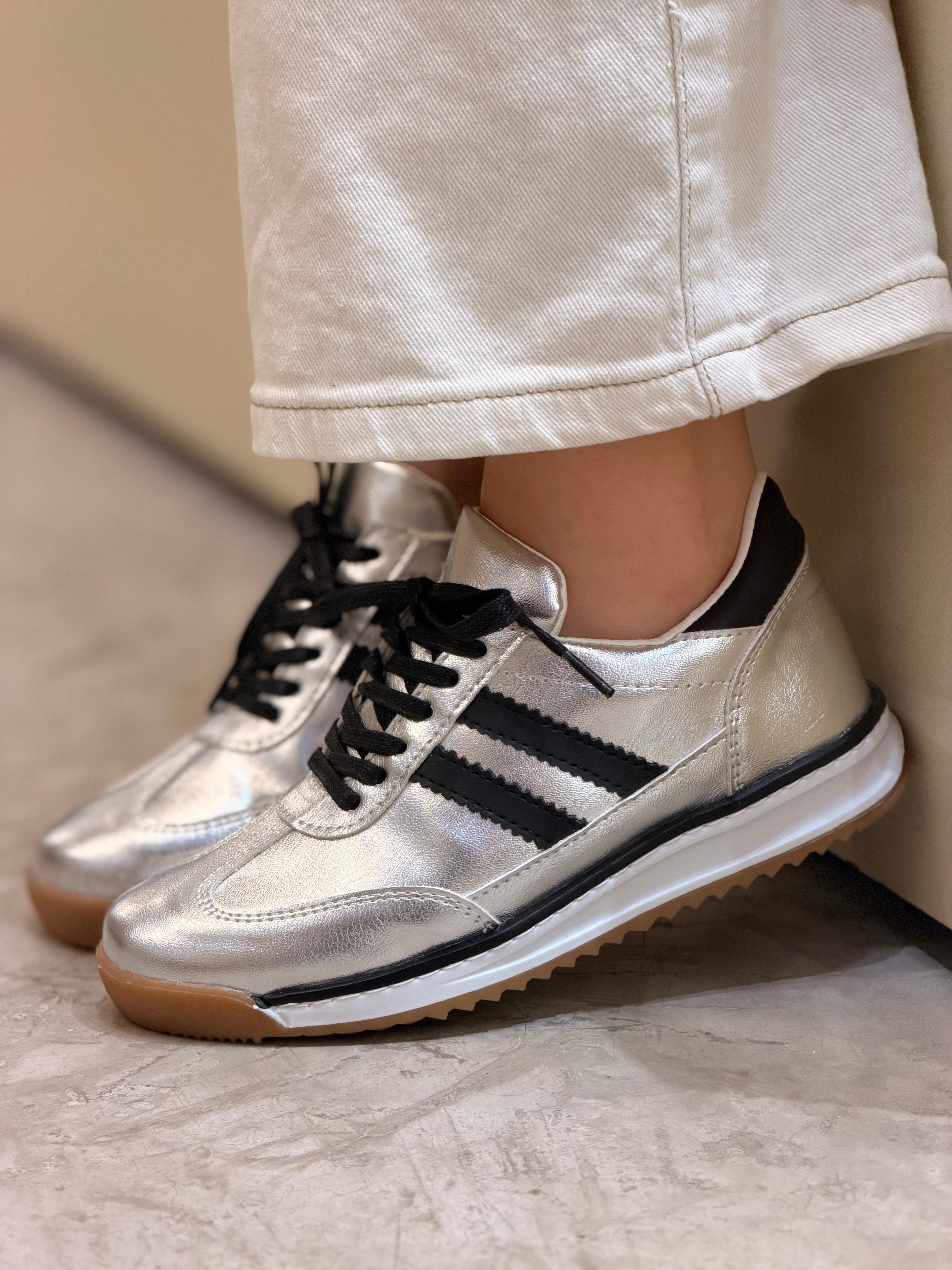 Tenis Nueva colección D914 para mujer metálicos