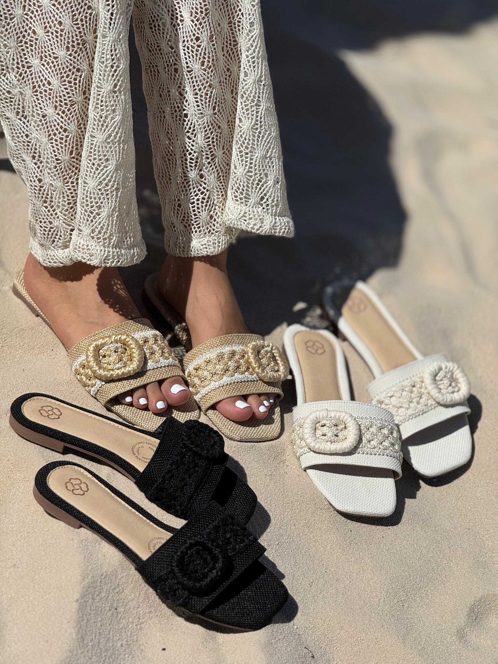 Sandalias planas con detalle tejido P1488 para mujer | Maraldo