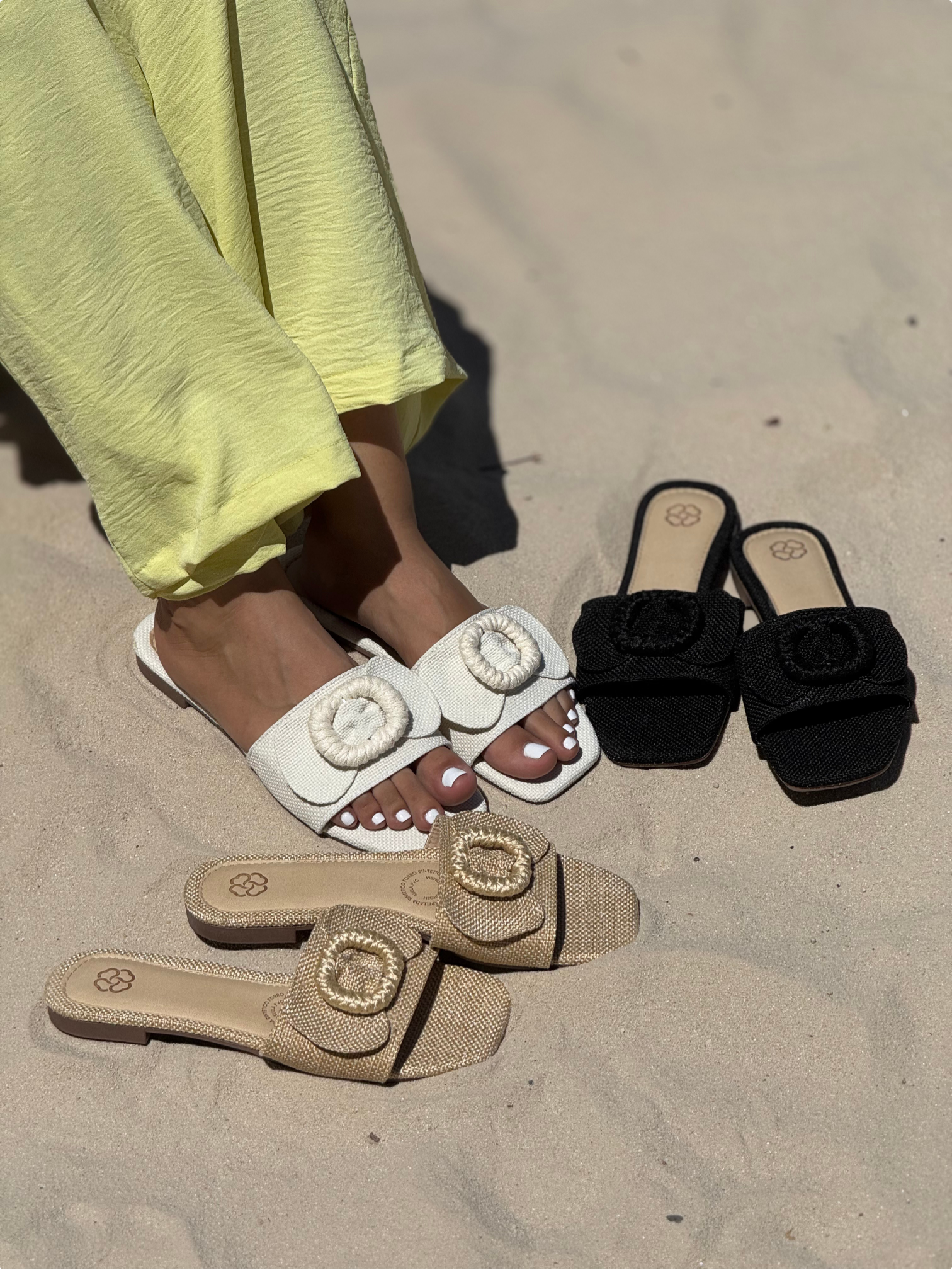 Sandalias Planas con Diseño Único P1496 para Mujer | Maraldo