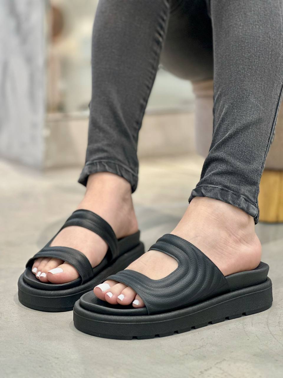 Sandalias planas acolchadas tipo plataforma S1317 para mujer | MARALDO