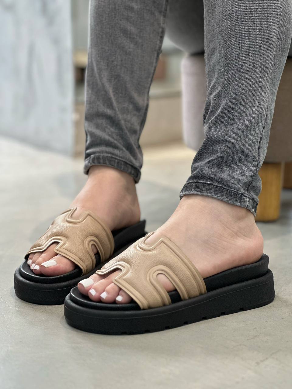 Sandalias con diseño cerrado - S1319