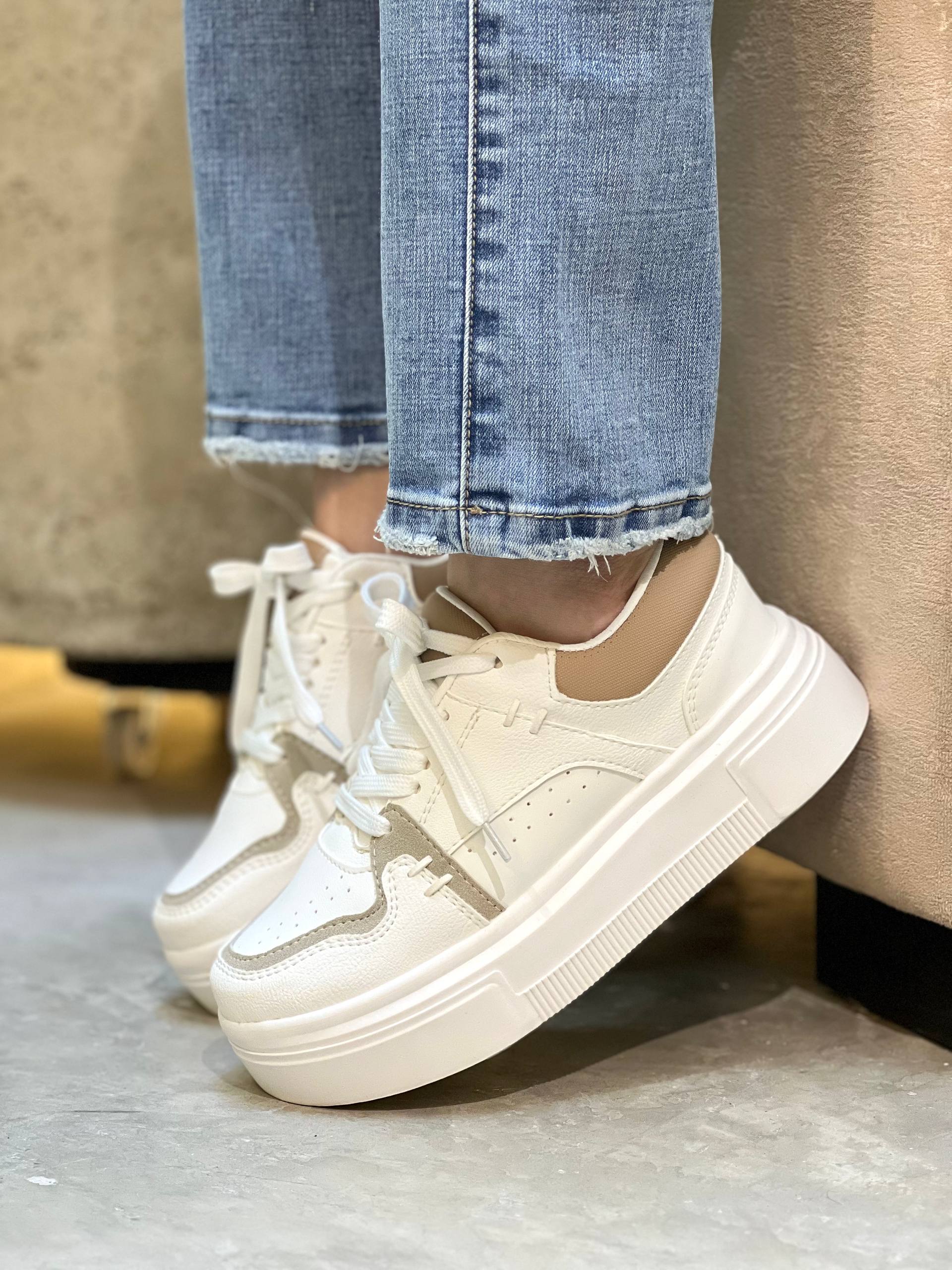 Tenis deportivos Nueva colección D903 para mujer | Maraldo