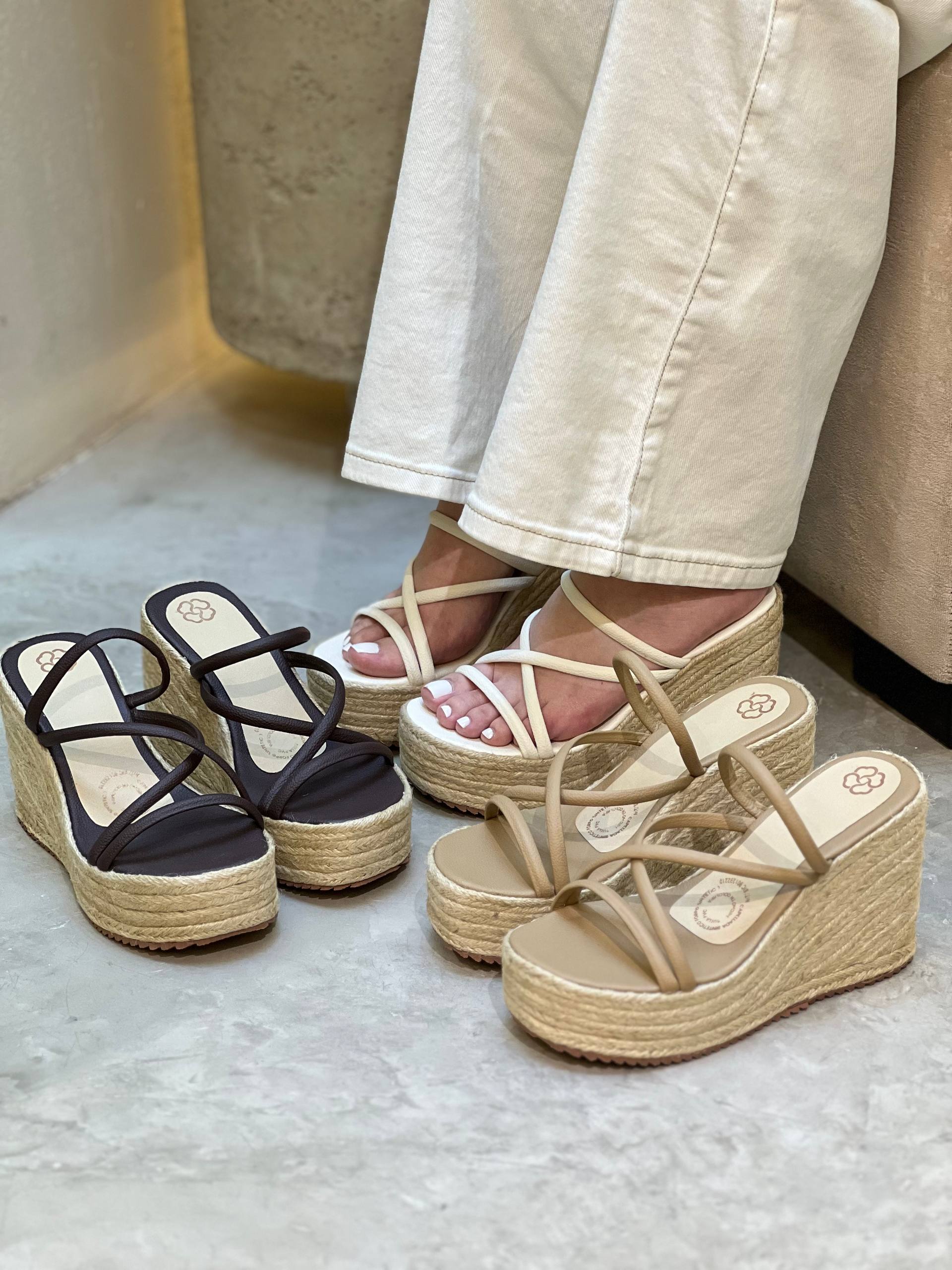 Plataforma para mujer 10cm con hebilla PLTF1004