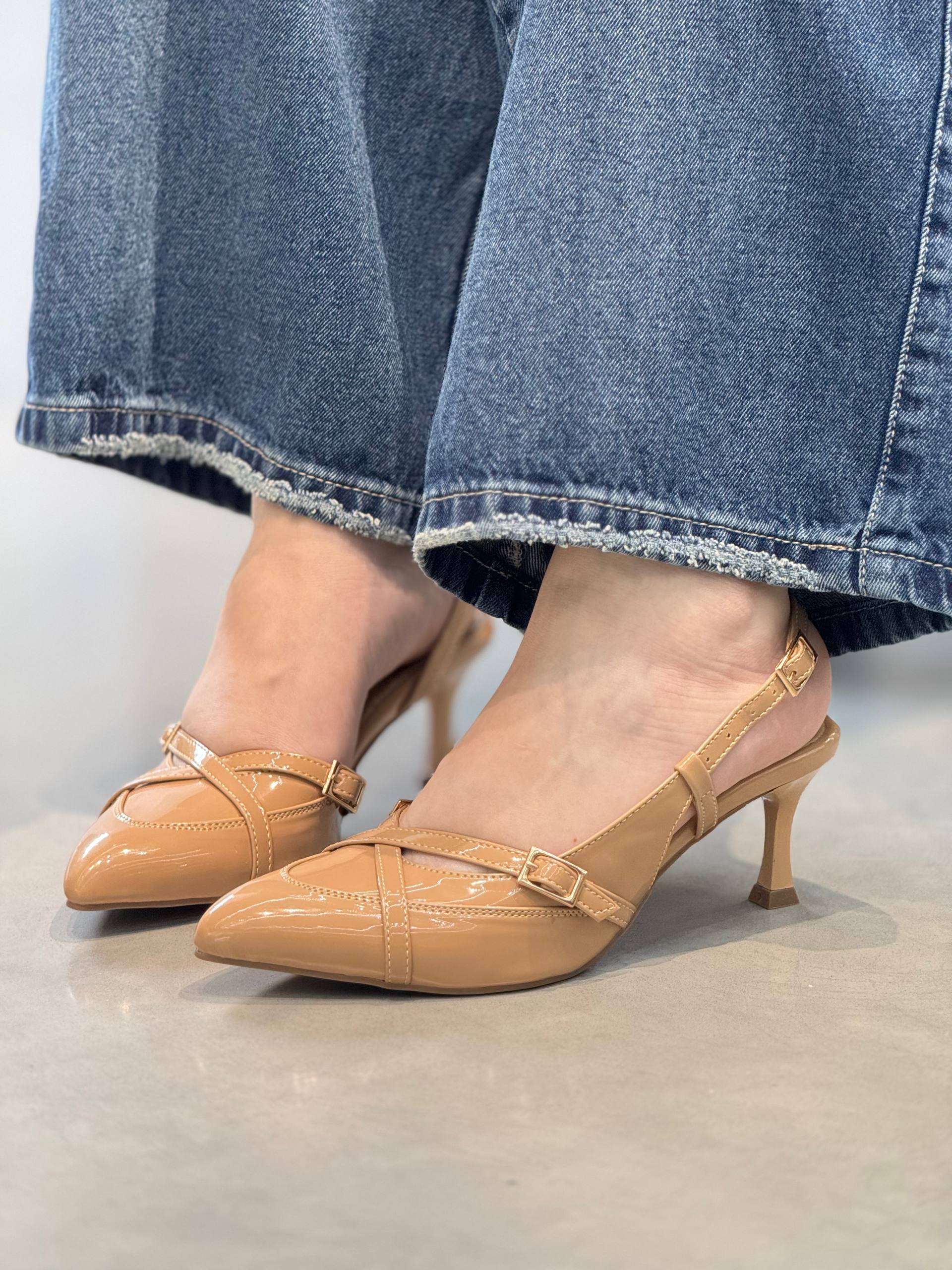 Tacones Slingback Cruzados en Charol - Altura 5.5cm