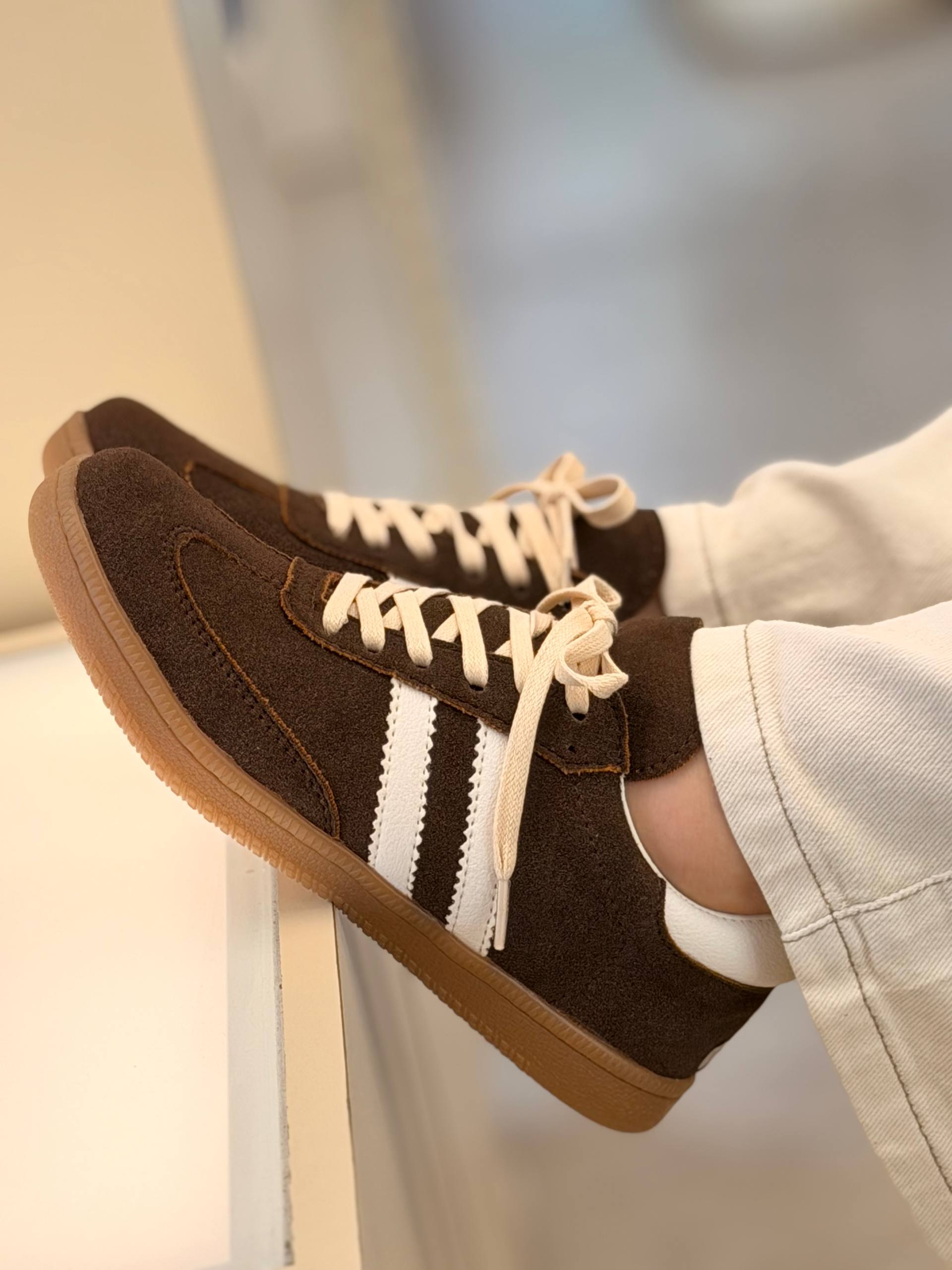 Tenis Nueva colección D912