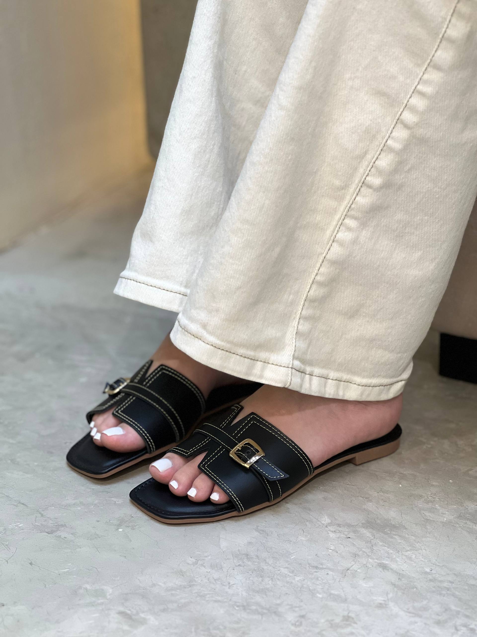 Sandalias planas en tendencia P1559 | Maraldo