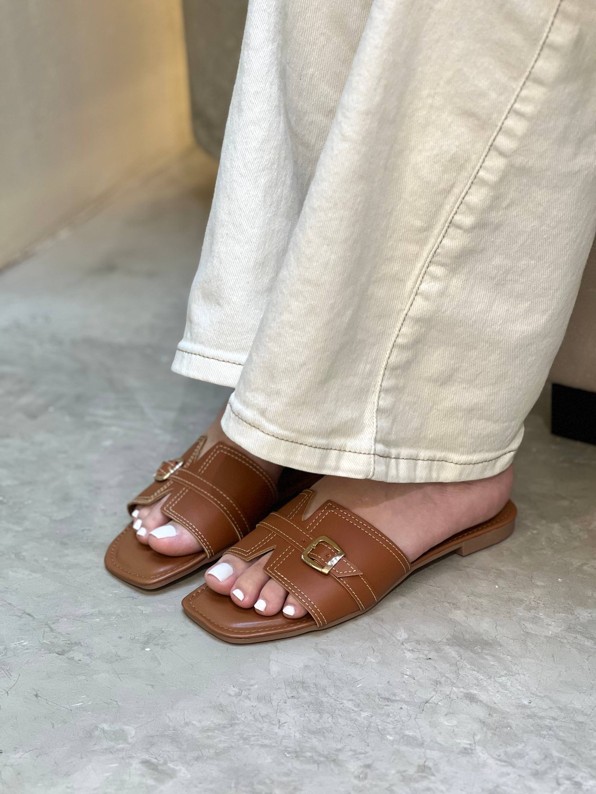 Sandalias planas en tendencia P1559 | Maraldo