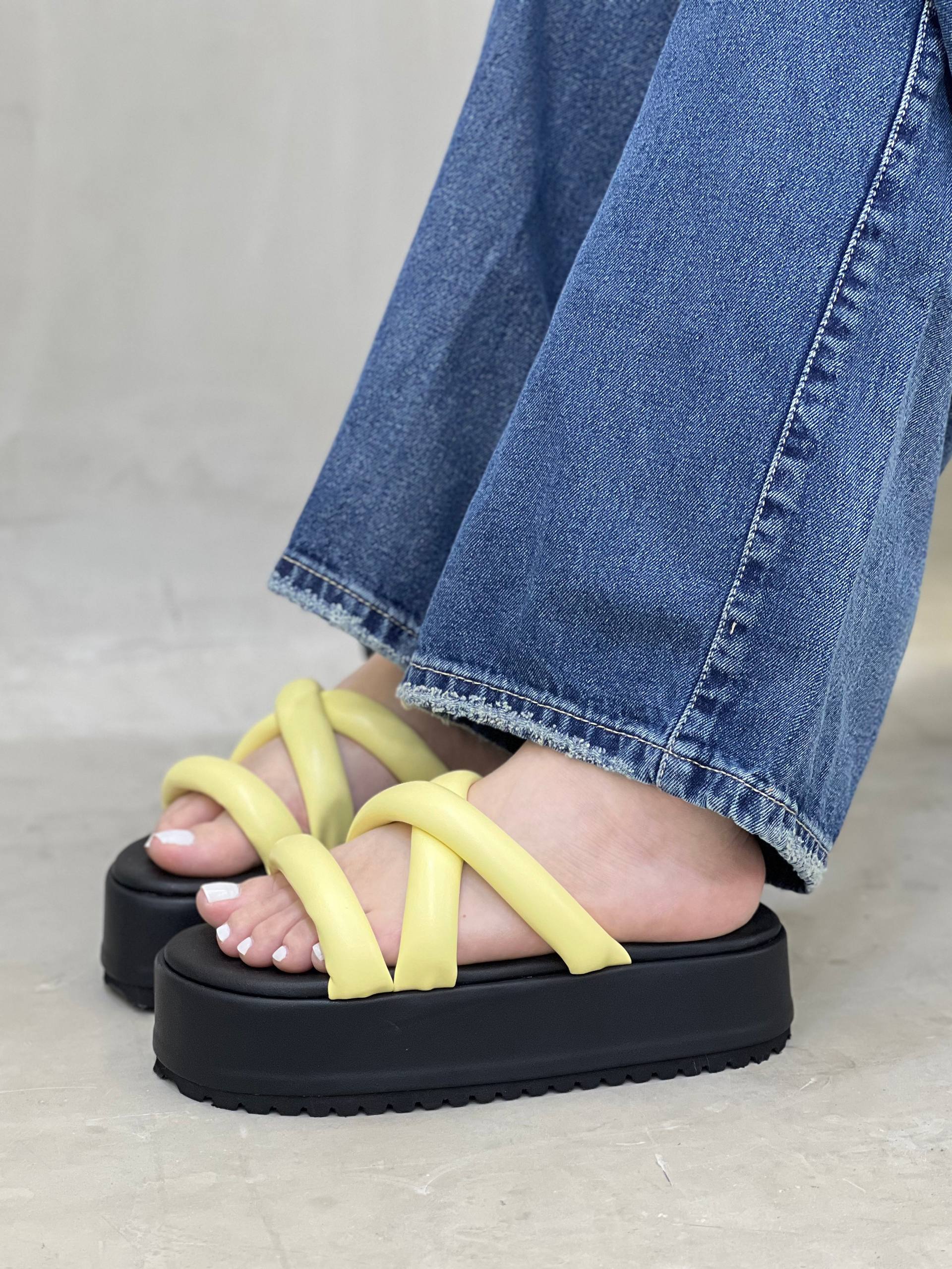 Sandalias modernas de plataforma MB102 para mujer | Maraldo