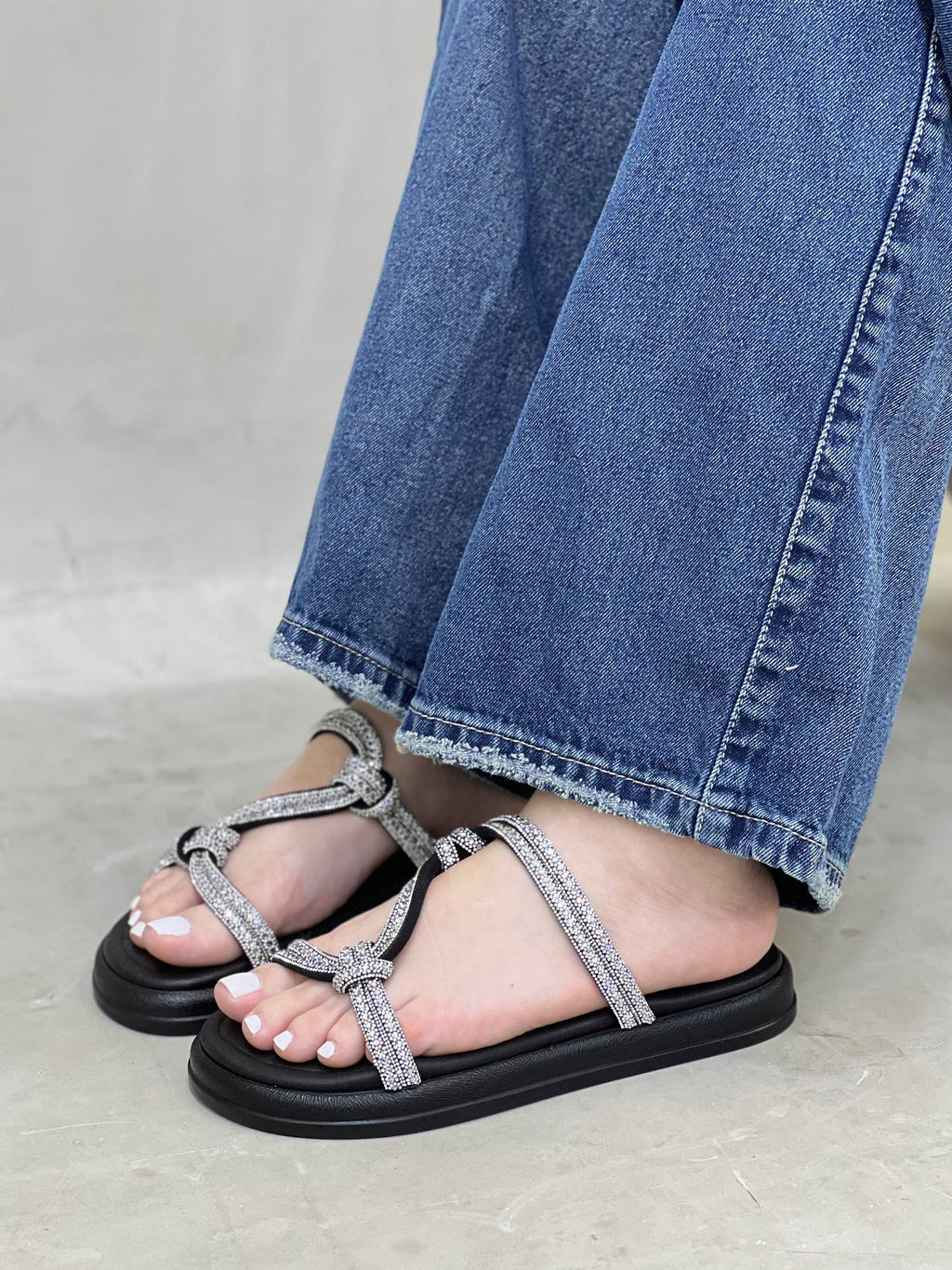 Sandalias con brillos – MB103
