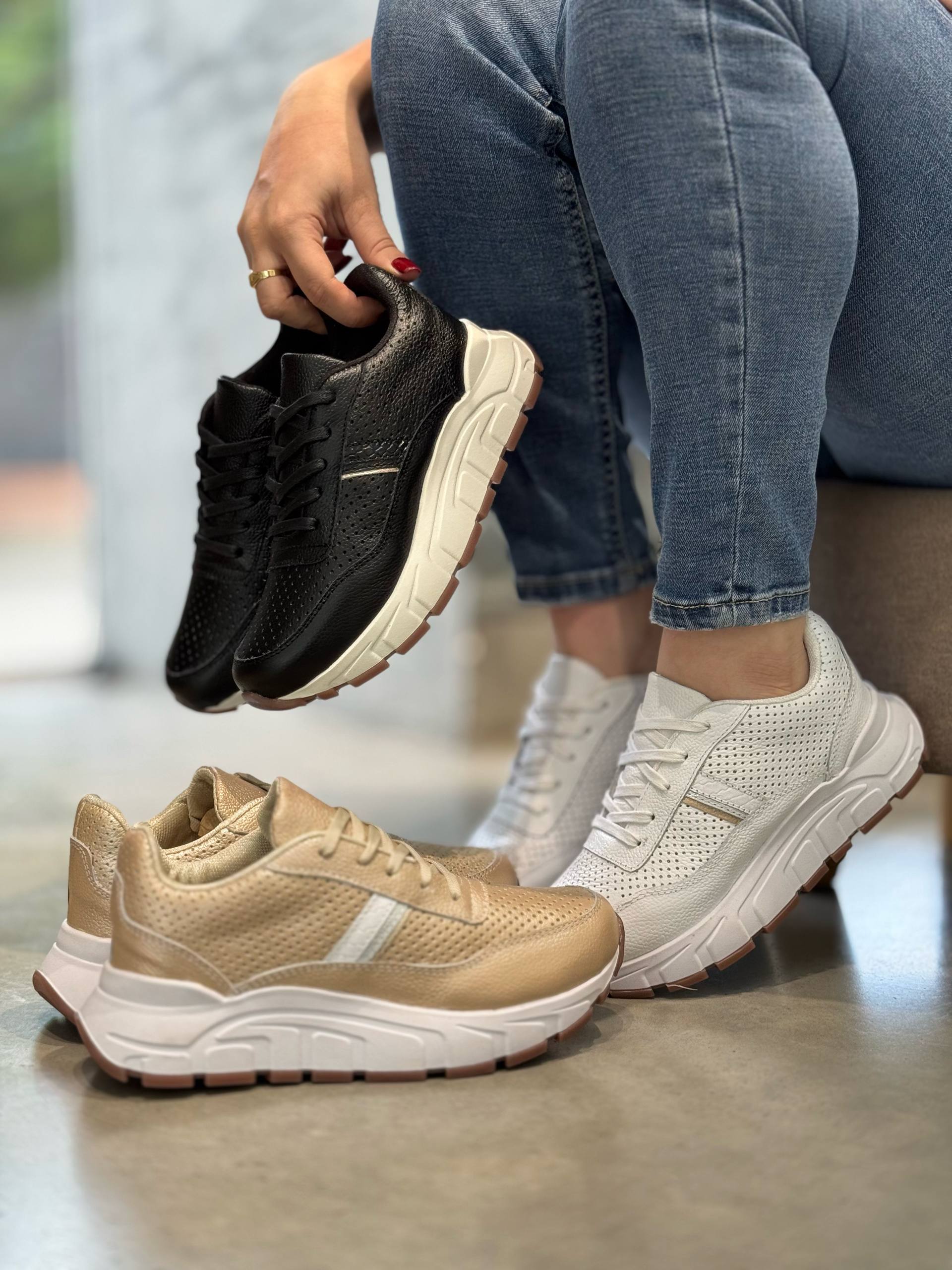 Tenis 100% cuero para mujer - DCM01