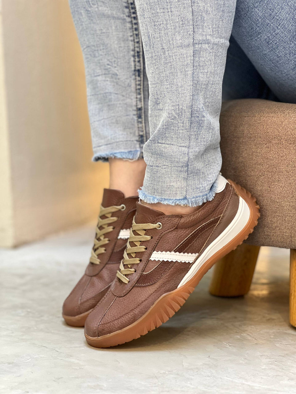 Tenis en cuero estilo retro DS104 para mujer | Maraldo