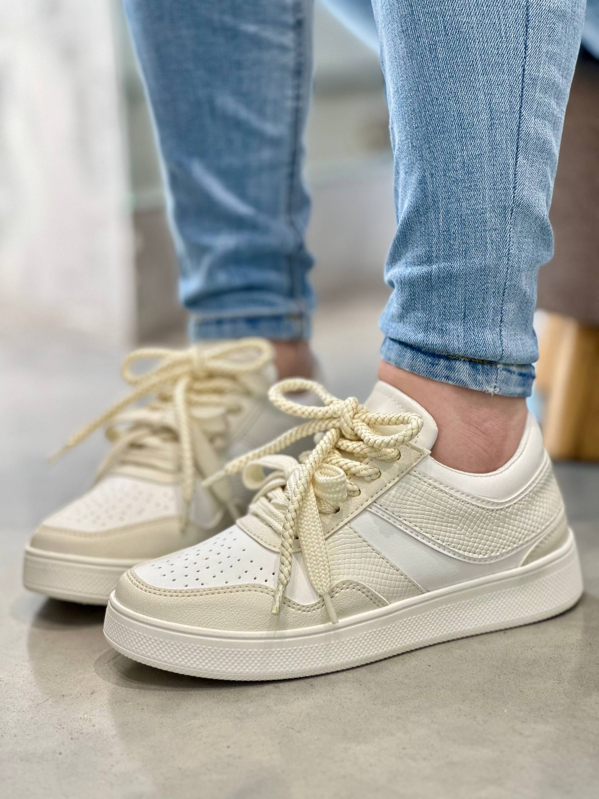 Tenis Doble Cordón Cream - D880