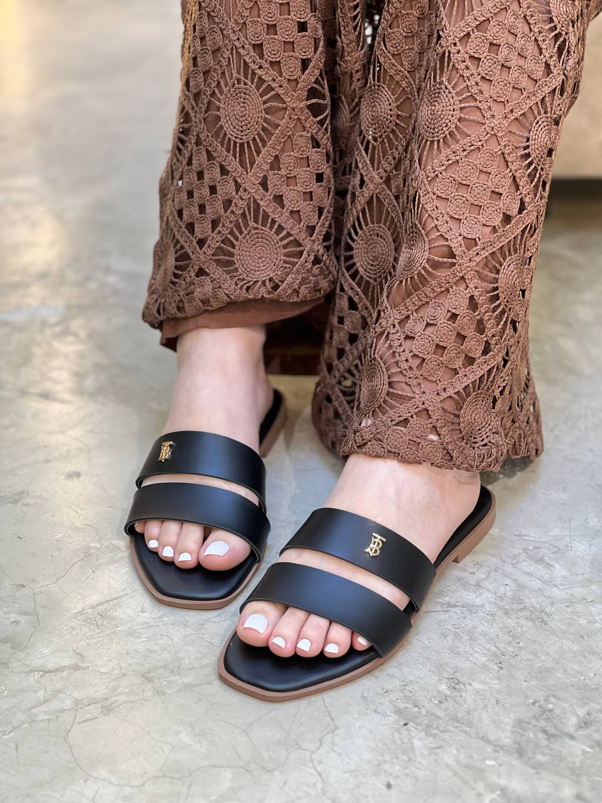 Sandalias planas para mujer de nueva colección | P1561