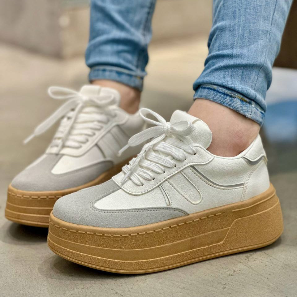 Tenis marfil con detalles plateados para mujer –  D864