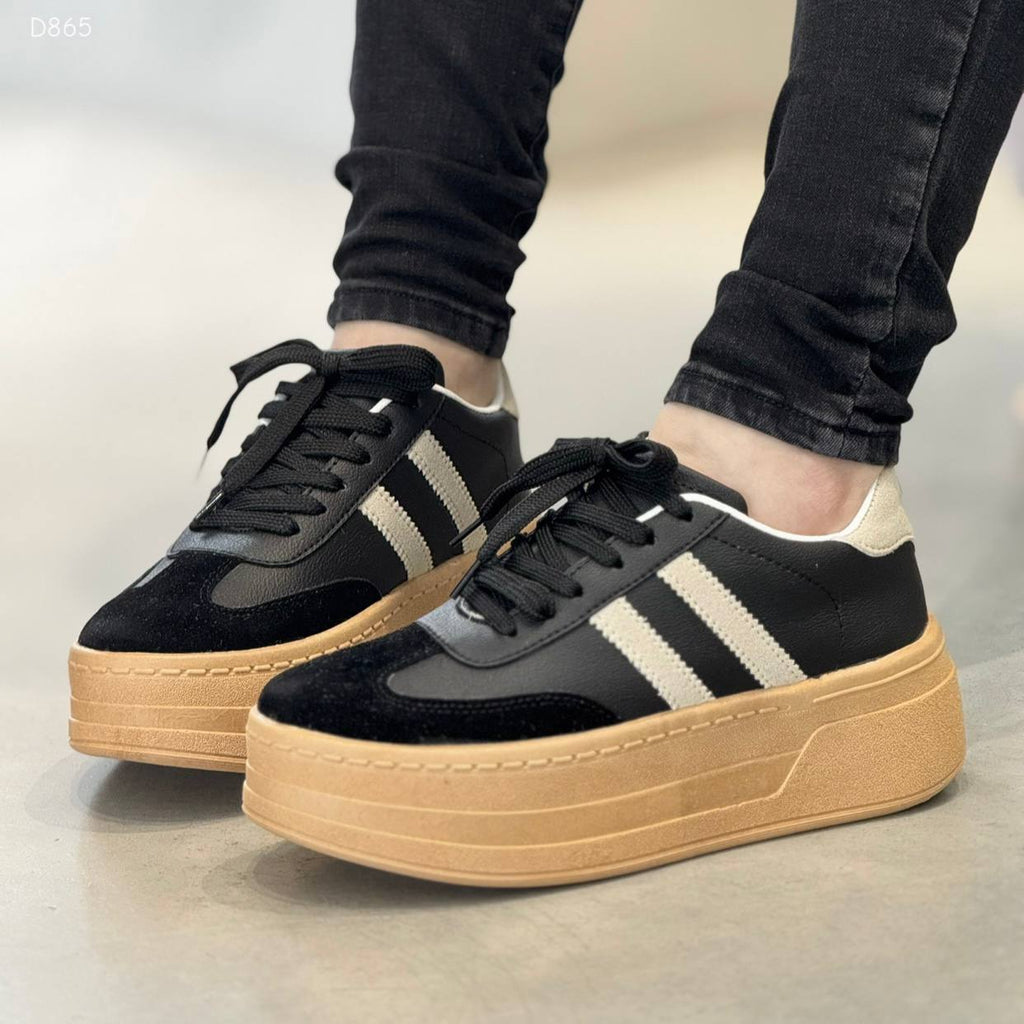Tenis Negros suela alta 5cm para mujer - D865