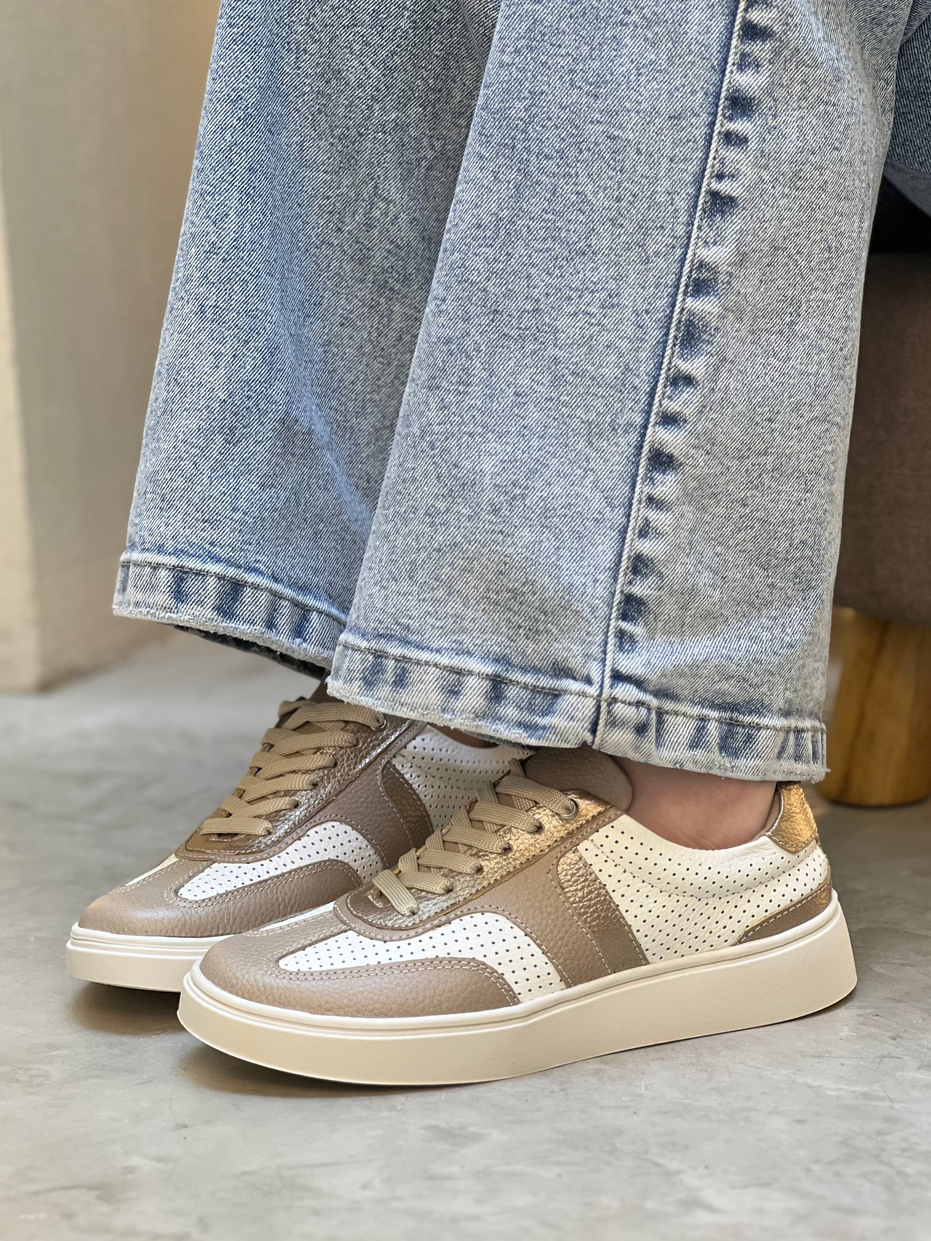 Tenis casuales de cuero combinados DSV63 para mujer | Maraldo