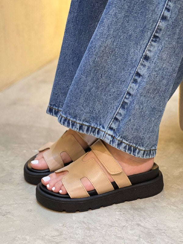 Sandalias con plataforma ancha y velcro SB60 para mujer | Maraldo
