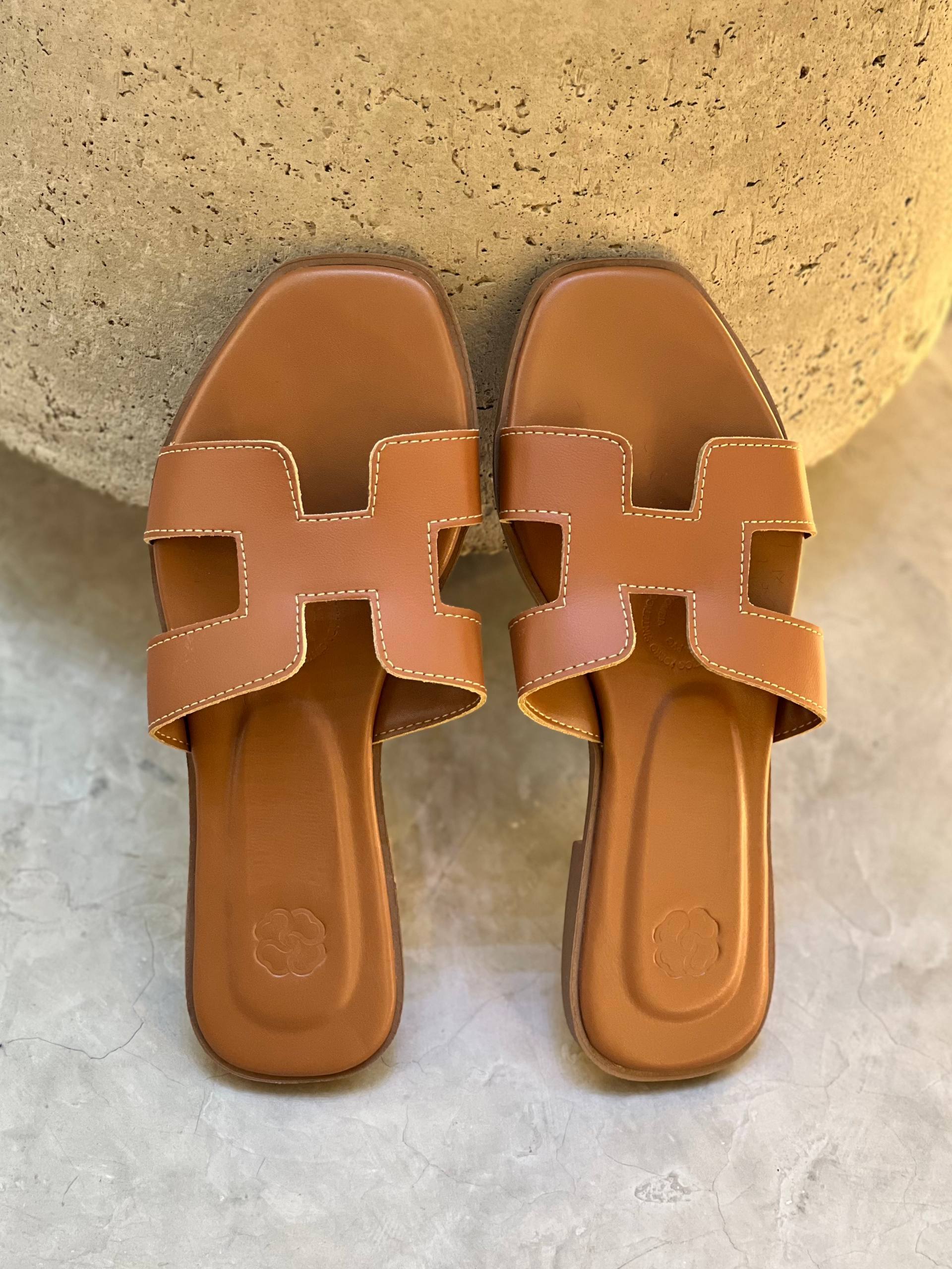 Sandalias planas en tendencia P1531 | Maraldo