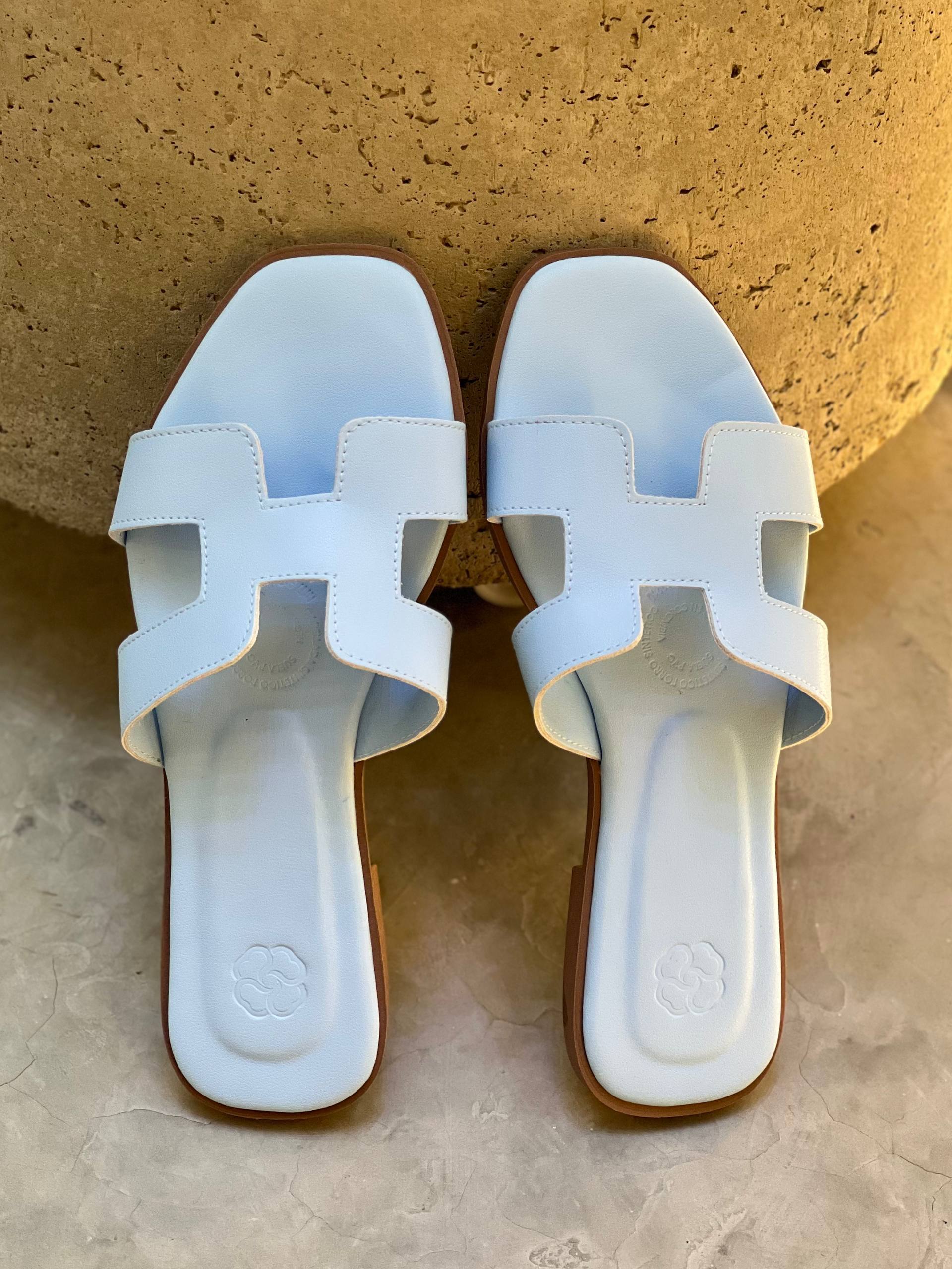 Sandalias planas en tendencia P1531 | Maraldo