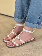 Sandalias planas con taches Dorados| P1593