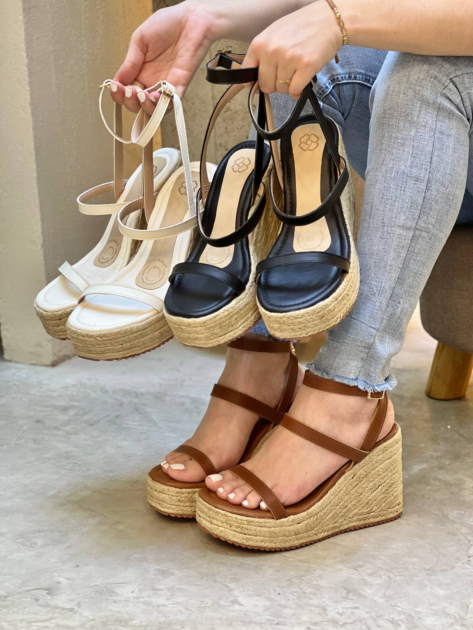 Sandalia de plataforma en yute con correas delgadas PLTF995 para mujer | Maraldo