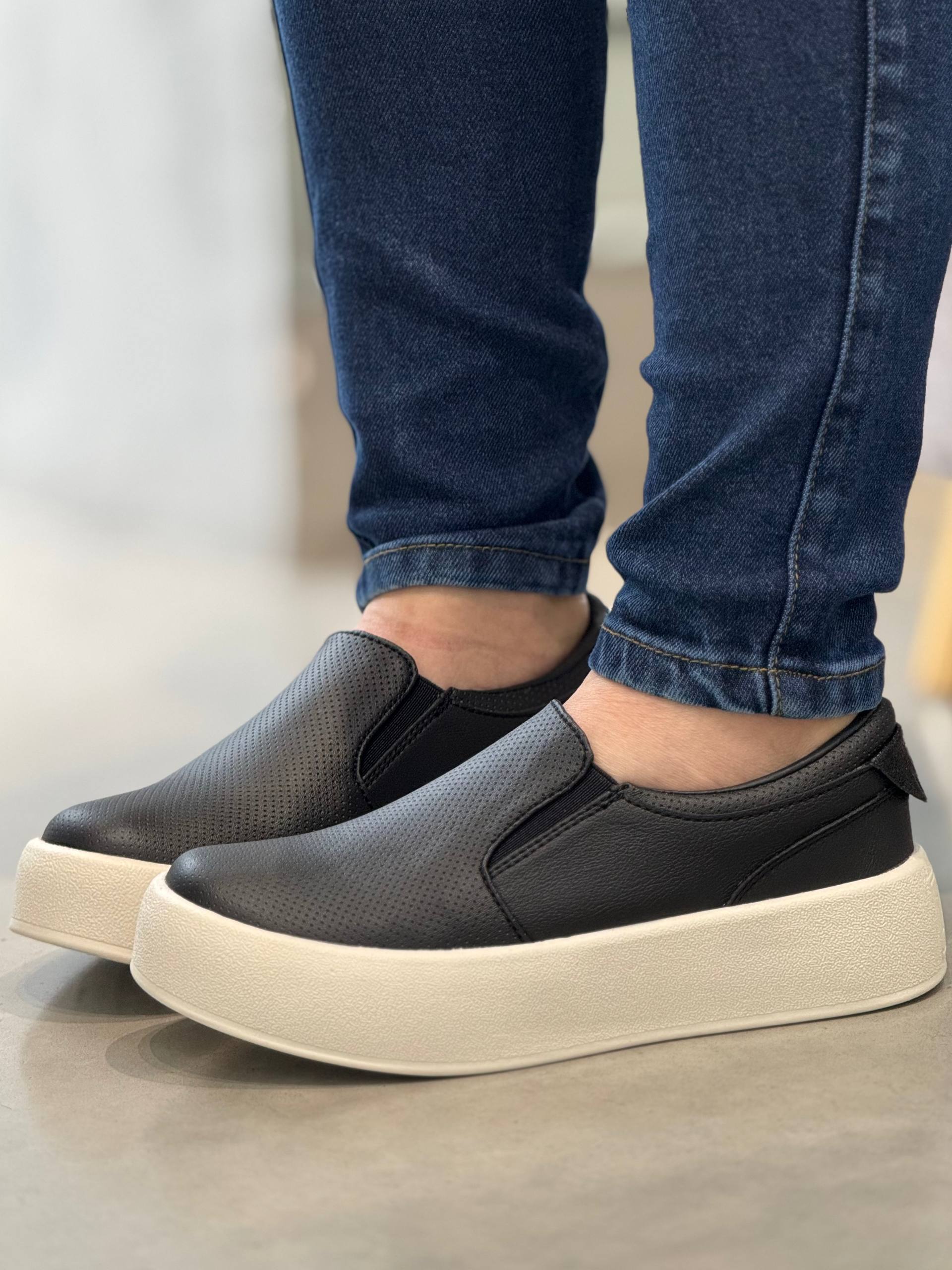 Tenis Slip on D885 para mujer - Suela de 3cm | MARALDO