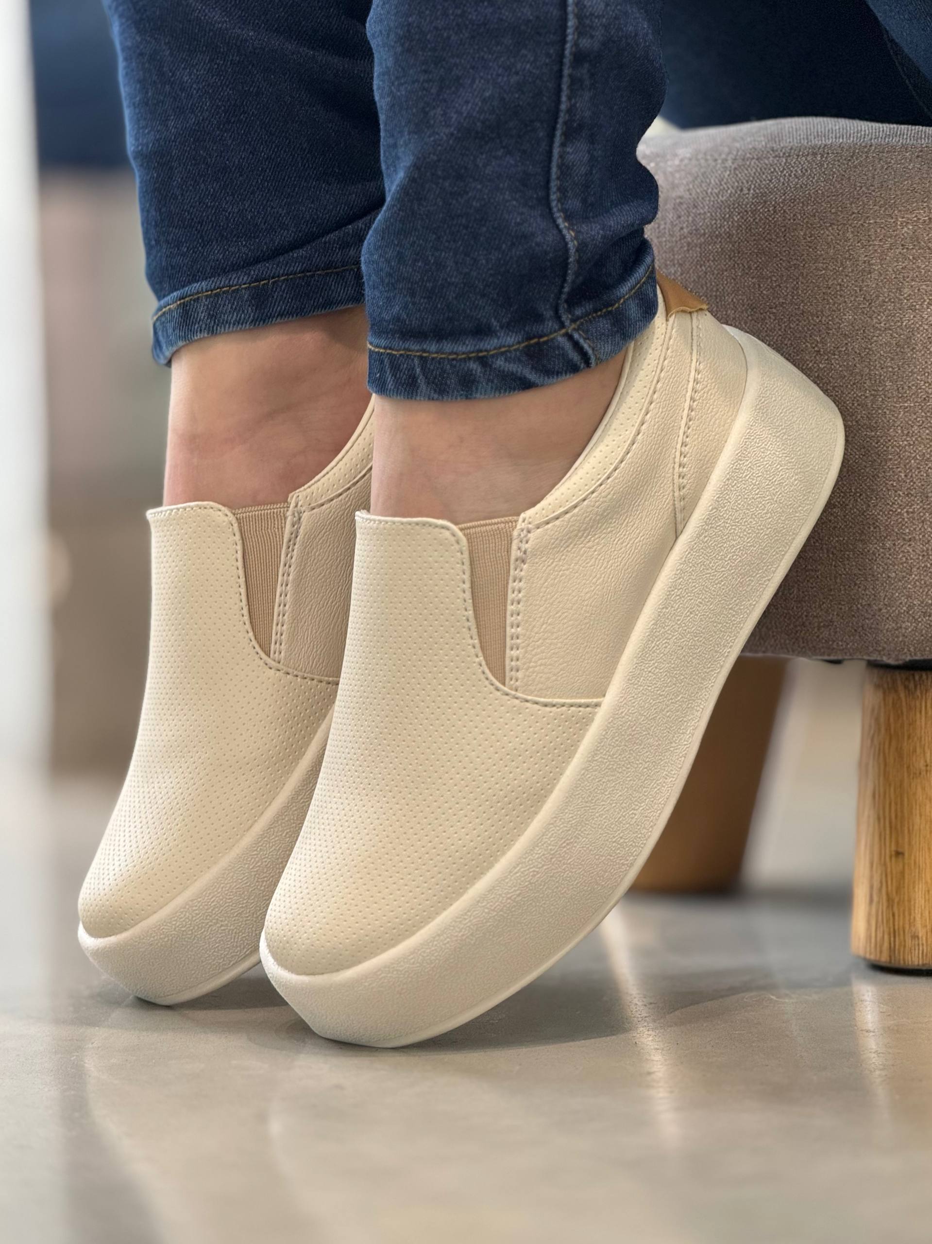 Tenis Slip on D885 para mujer - Suela de 3cm | MARALDO