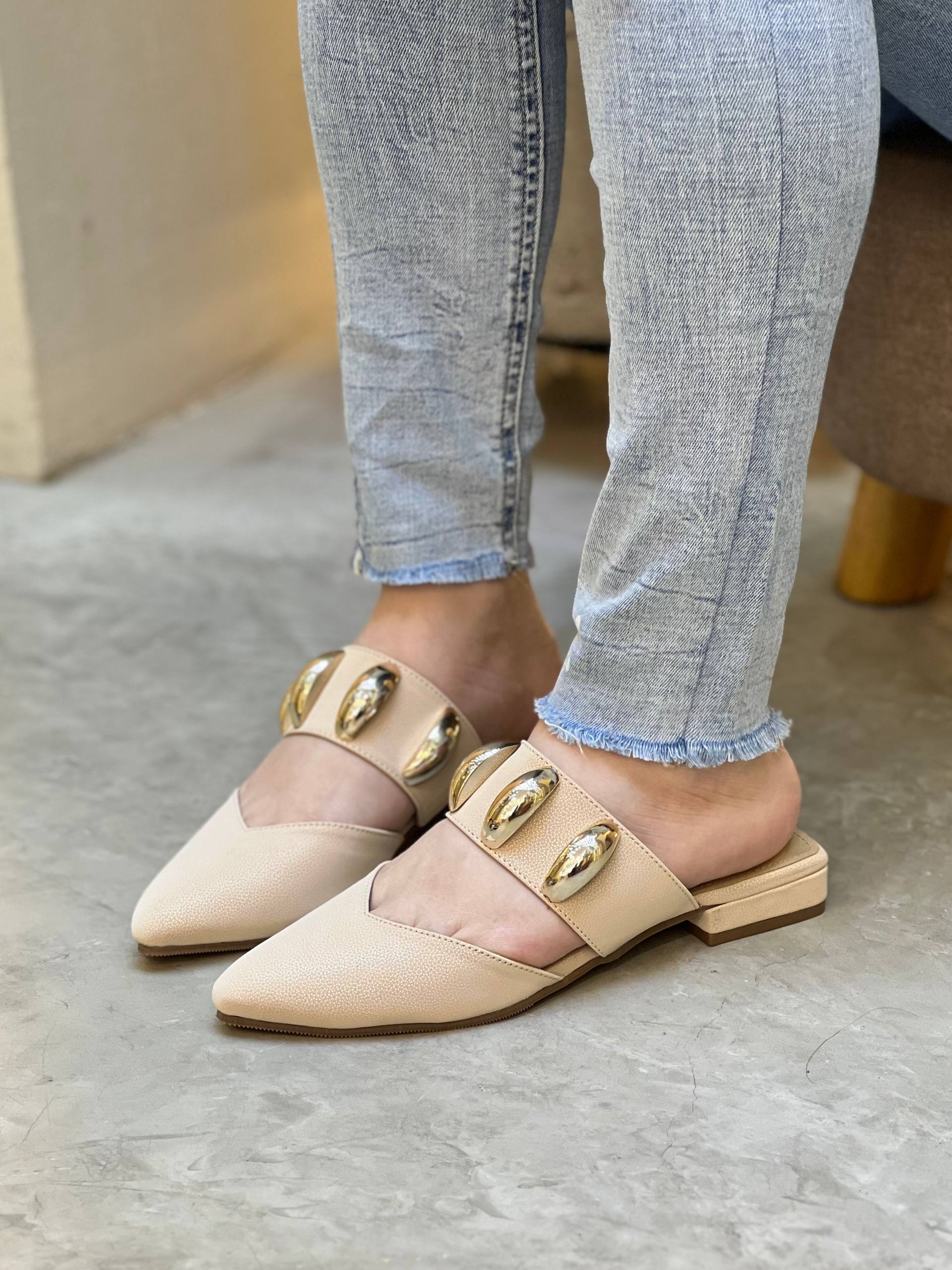 Baleta elegante con apliques dorados VL22 para mujer | Maraldo