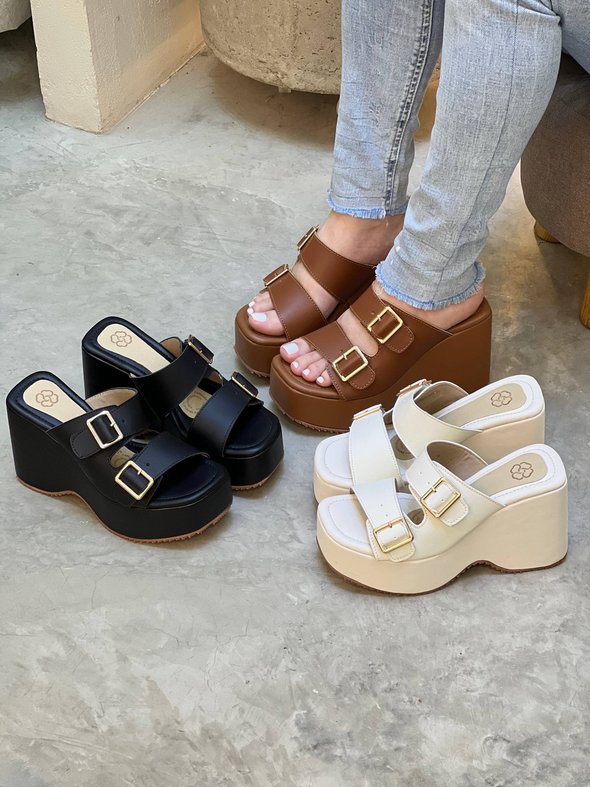 Plataforma para mujer con hebilla PLTF996 | Maraldo