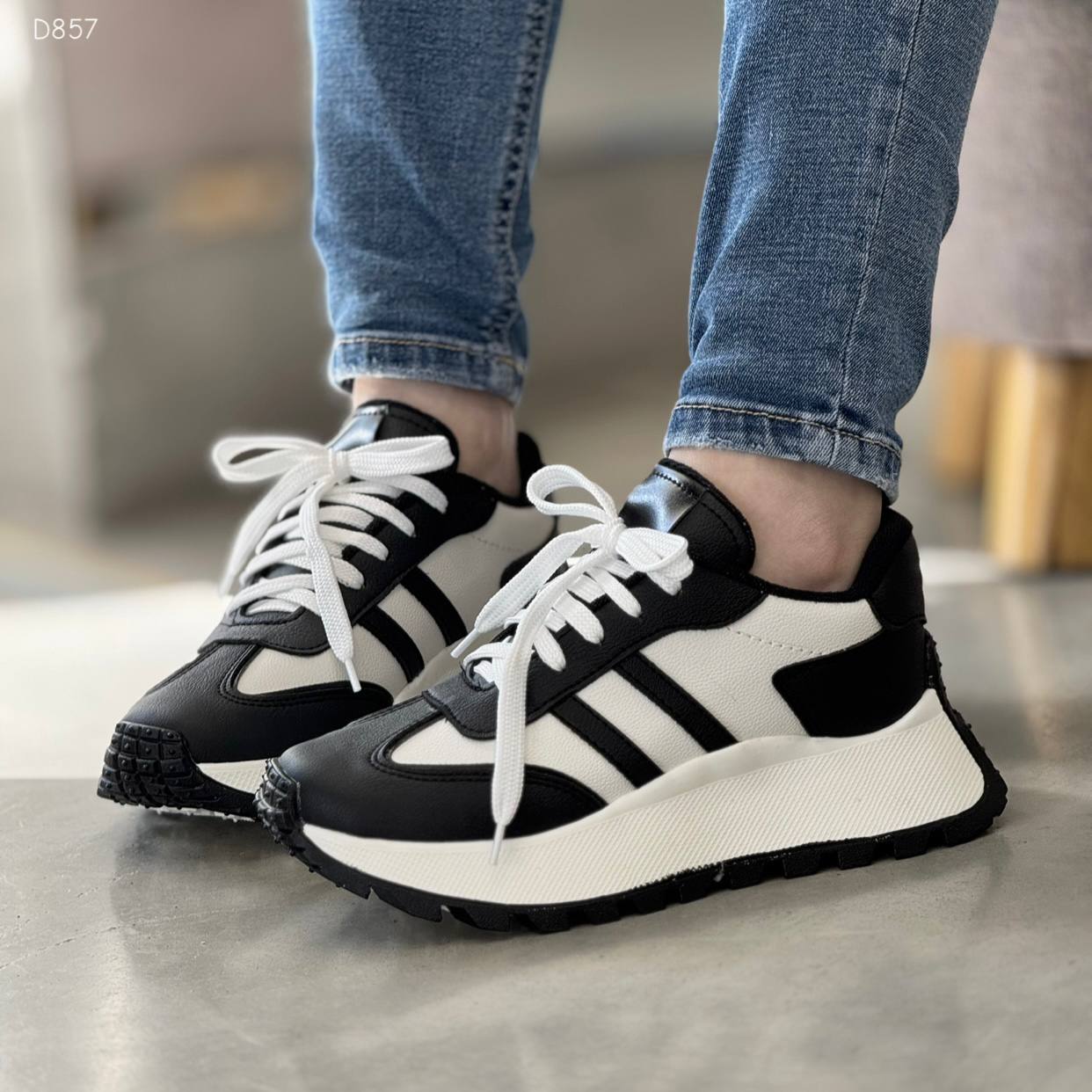 Tenis deportivos D857 para mujer | MARALDO