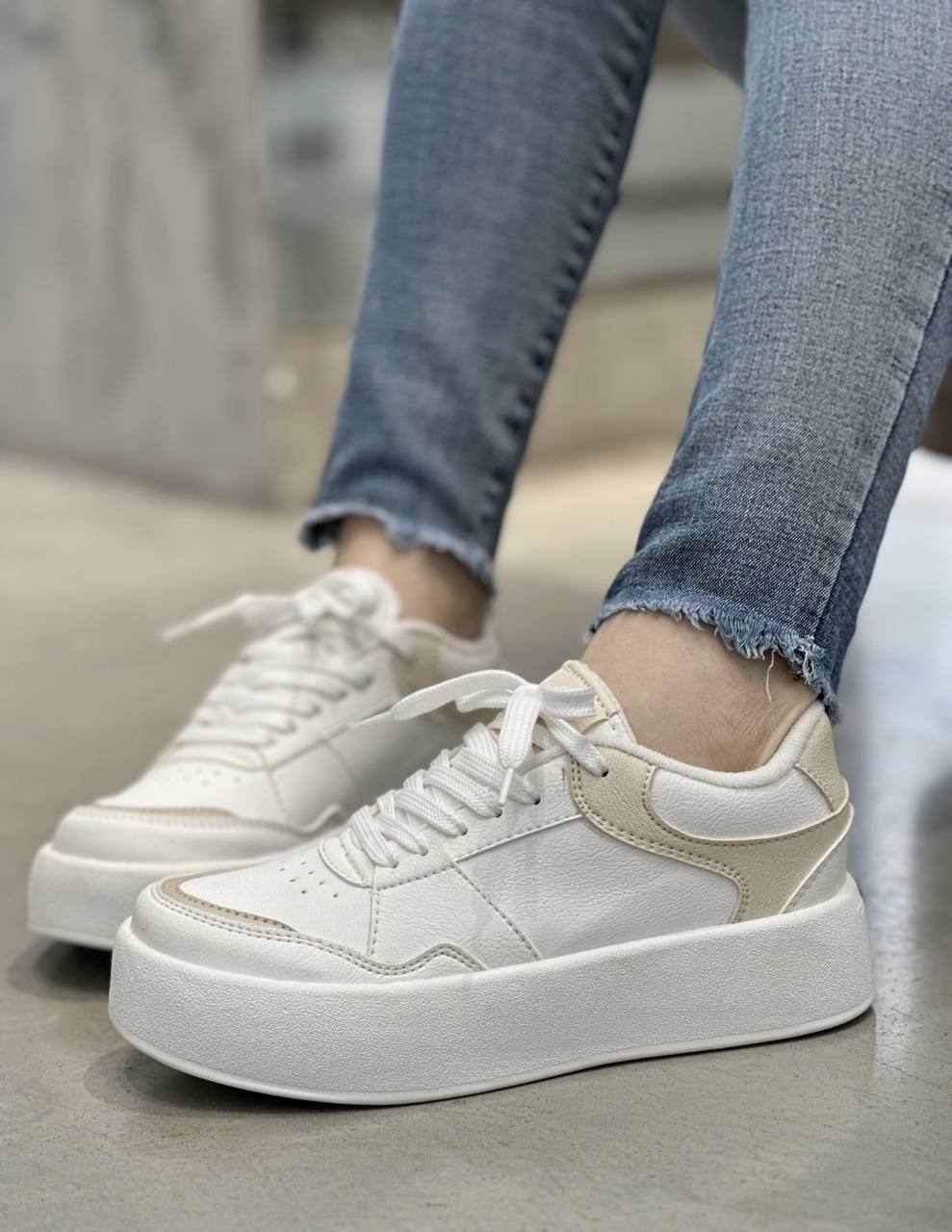 Tenis Mujer Blancos x Perla D862