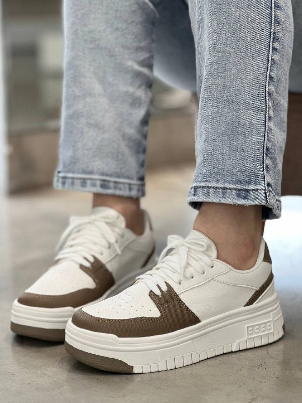 Tenis blancos con marrón para mujer - D876