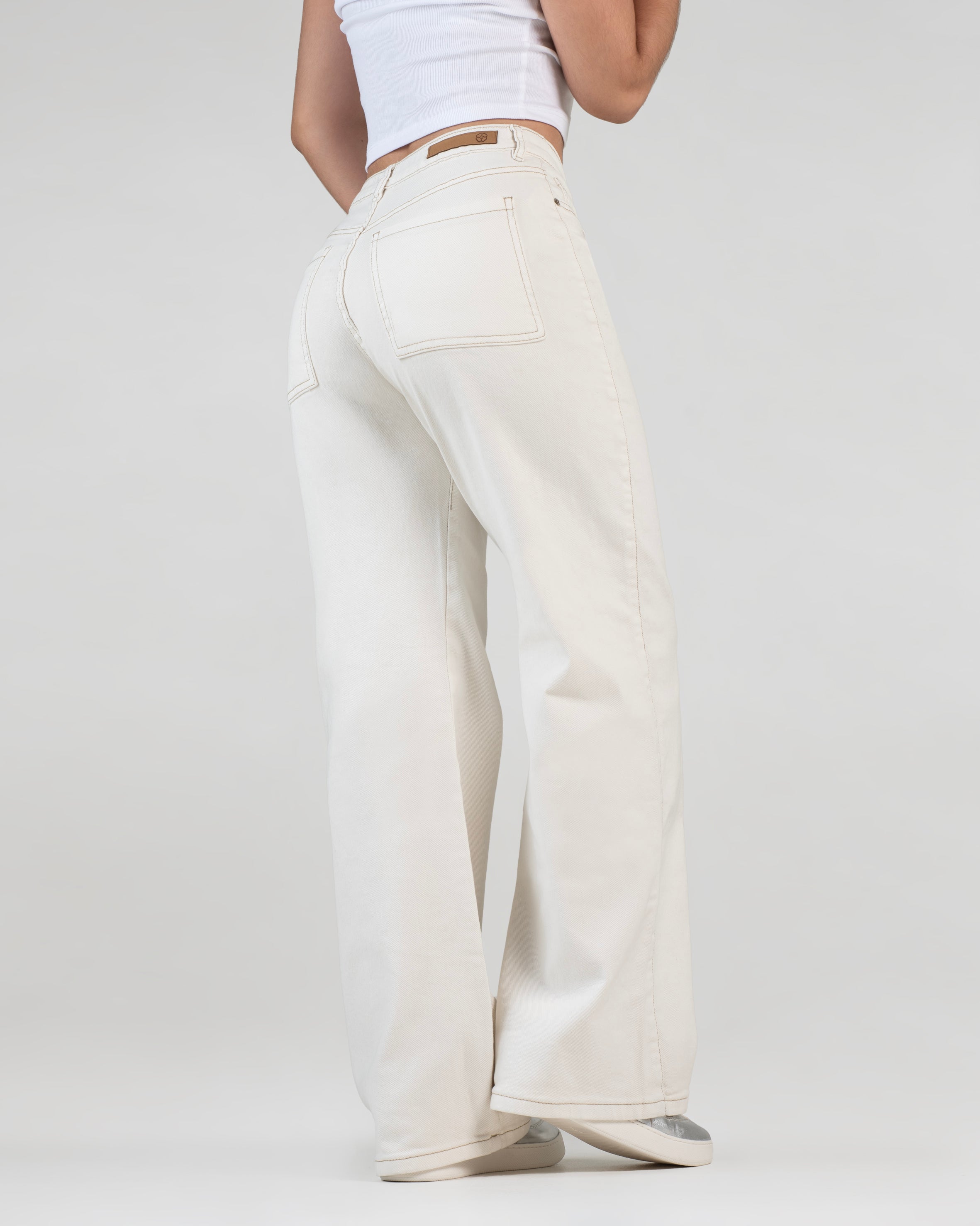 Jean Beige para mujer JBC35