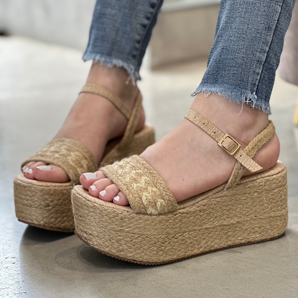 Sandalias Plataformas en Yute Nueva Colección CR13