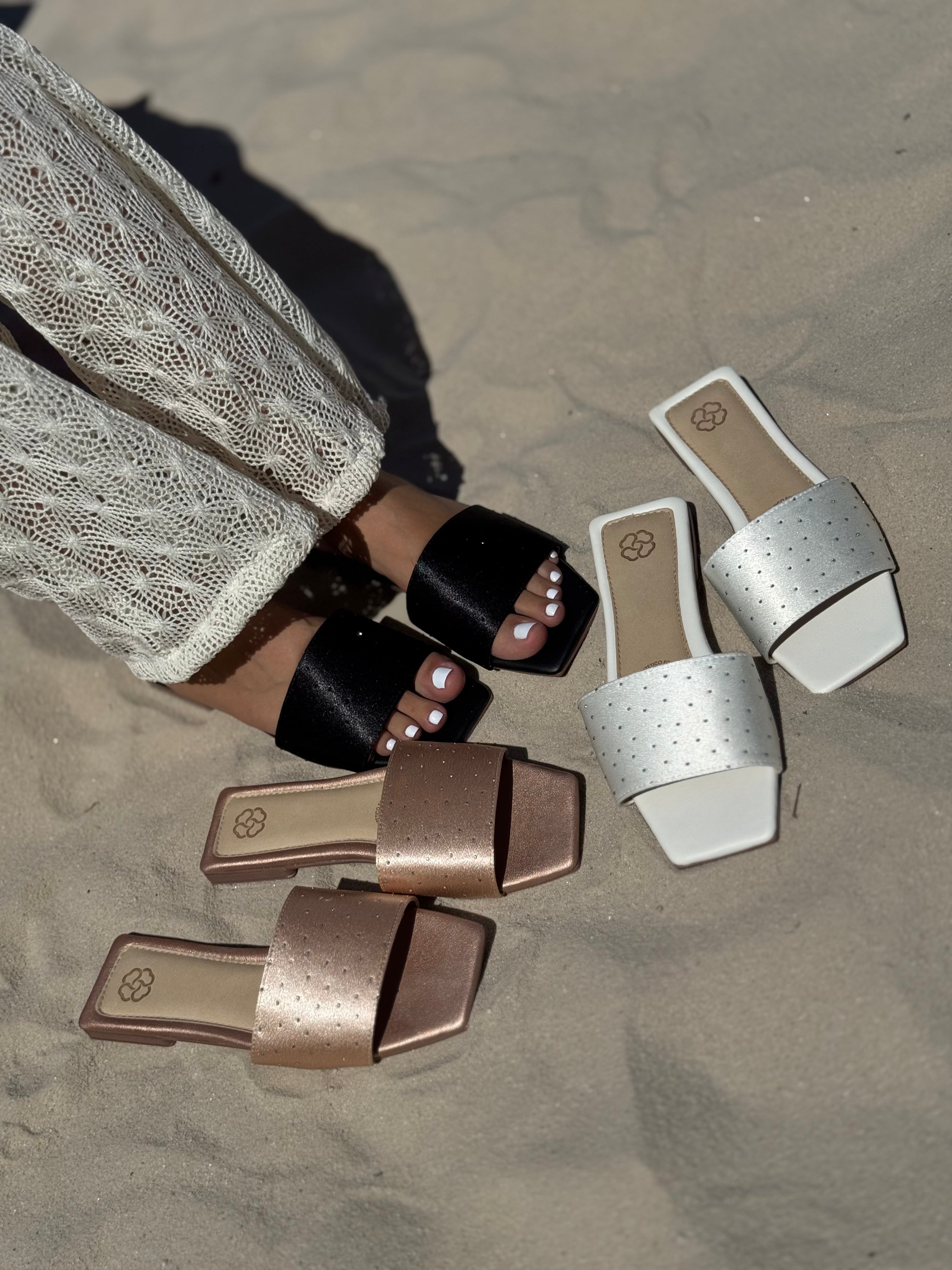 Sandalias Planas punta cuadrada P1499 para mujer | Maraldo