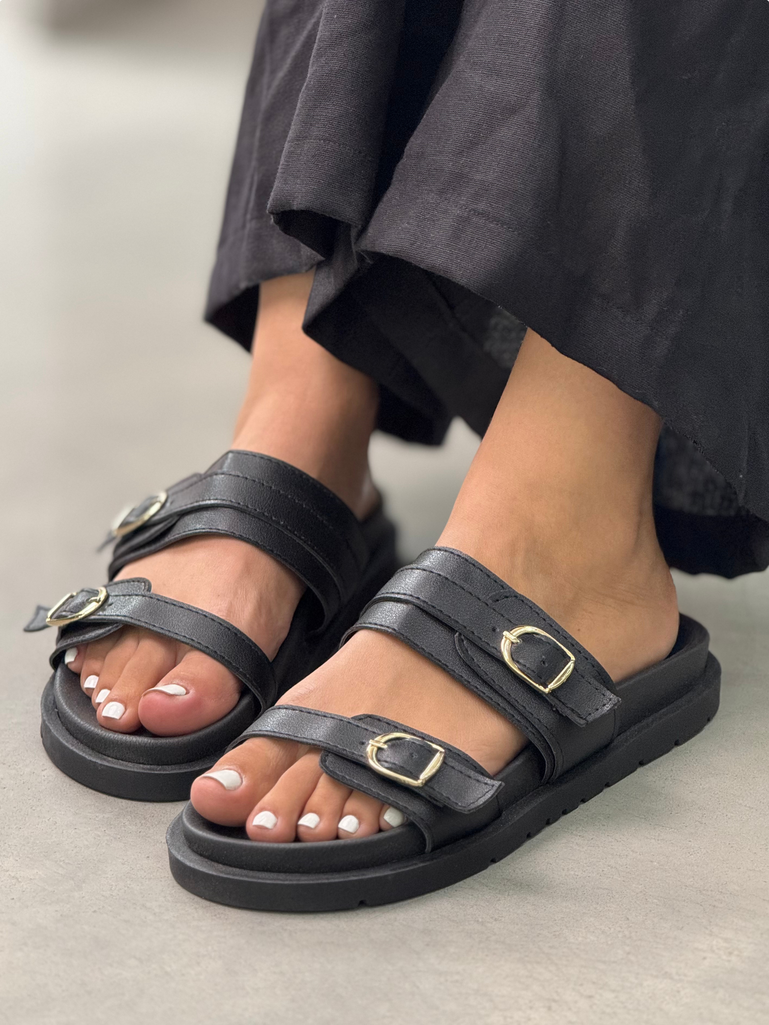 Sandalias con hebillas - S1321
