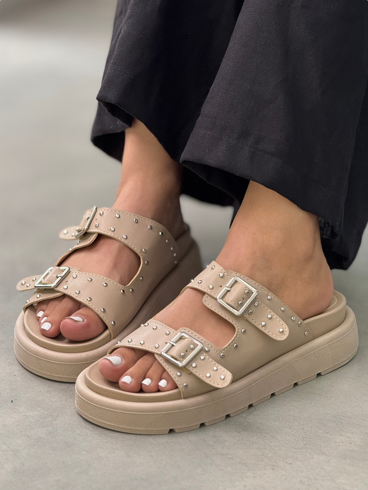 Sandalias para mujer con hebillas - S1335