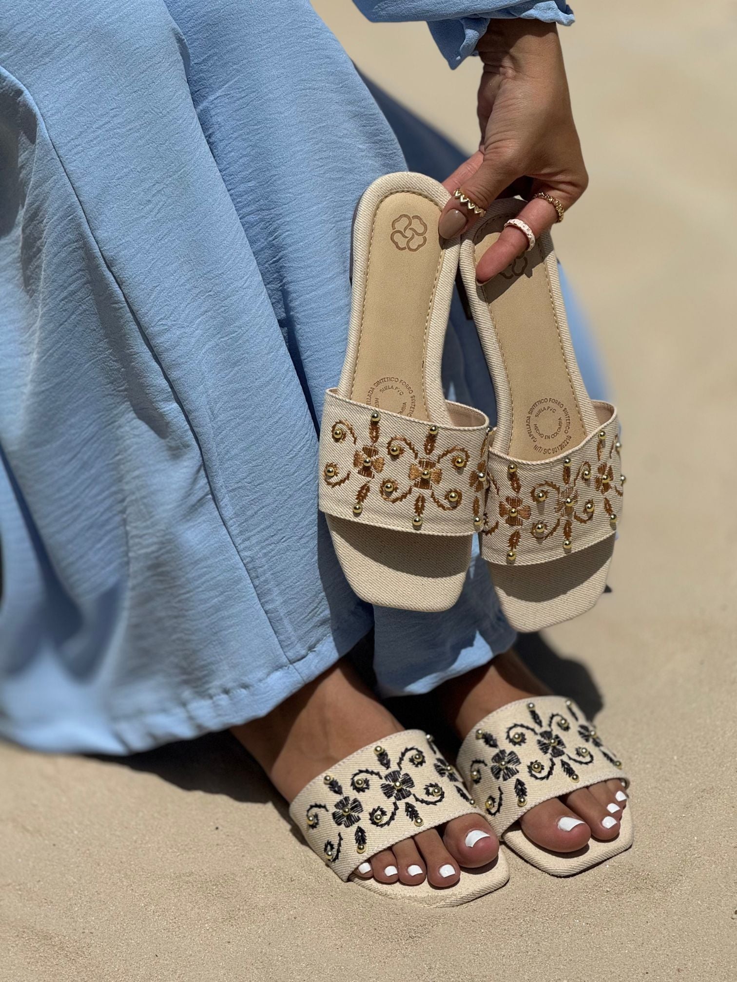 Sandalias planas bordadas para mujer P1501 | Maraldo