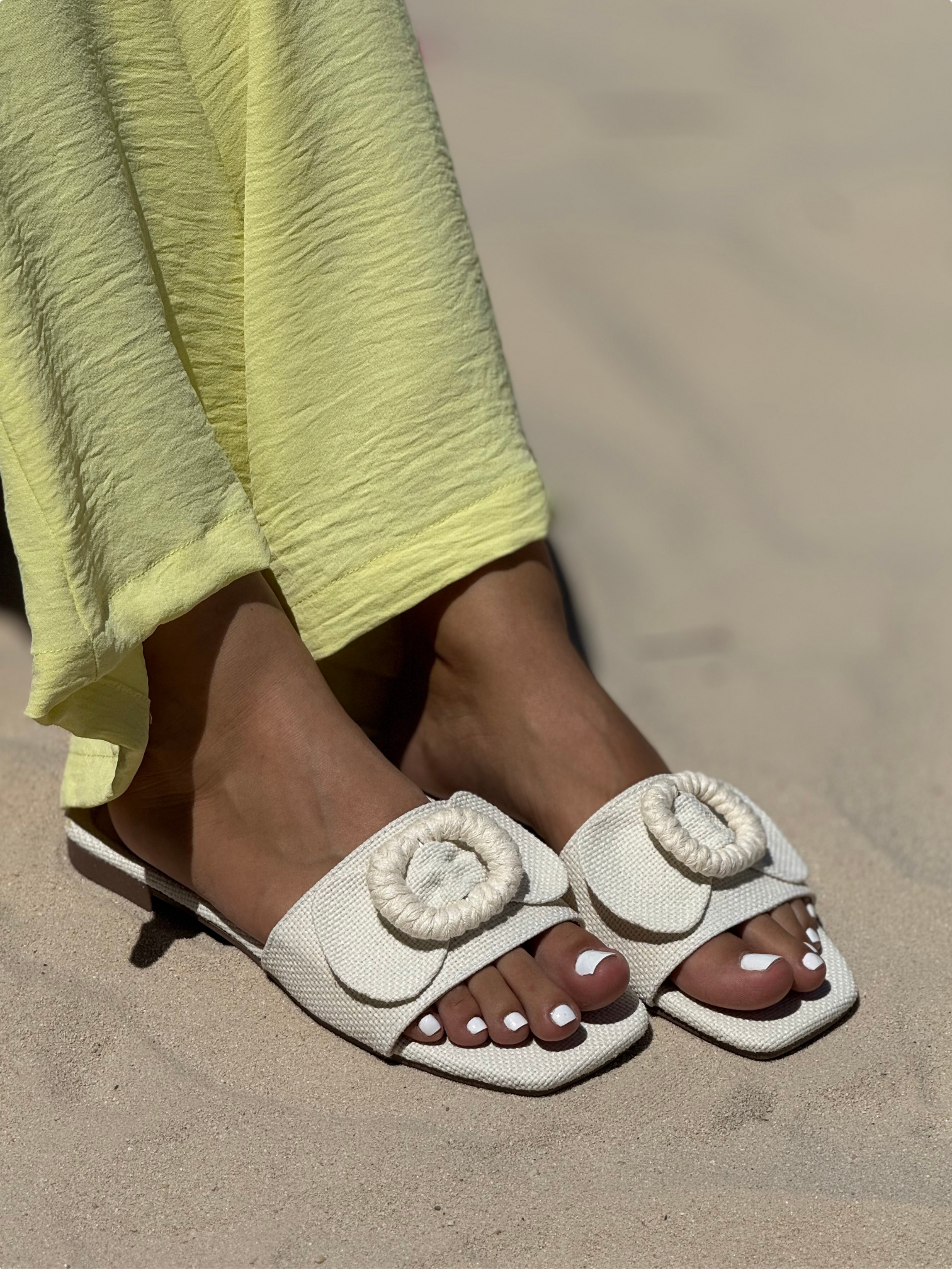 Sandalias Planas para Mujer con Diseño Único  -P1496