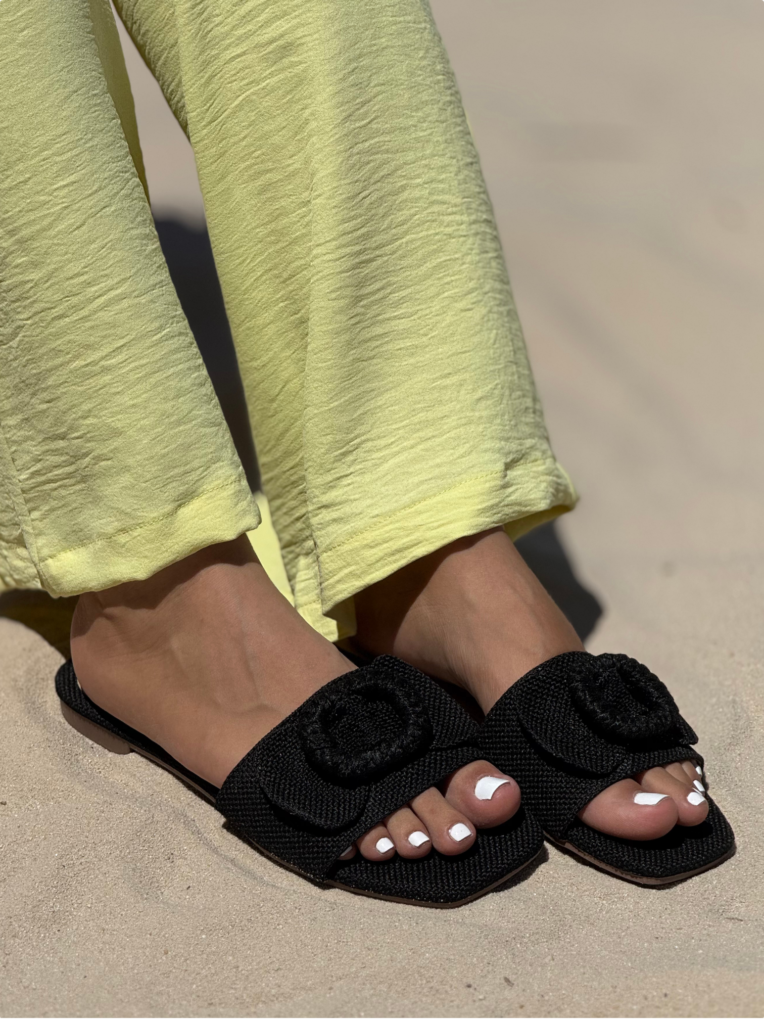 Sandalias Planas para Mujer con Diseño Único  -P1496