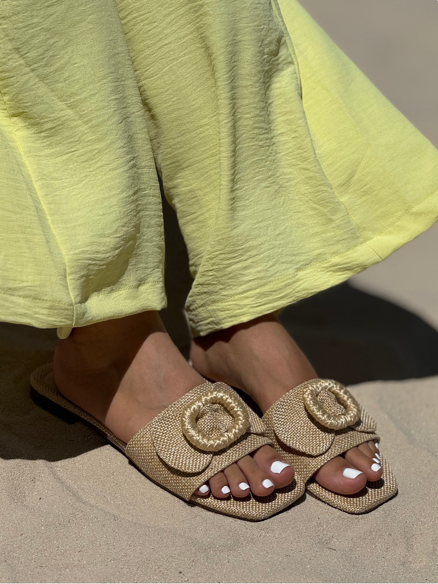 Sandalias Planas para Mujer con Diseño Único  -P1496