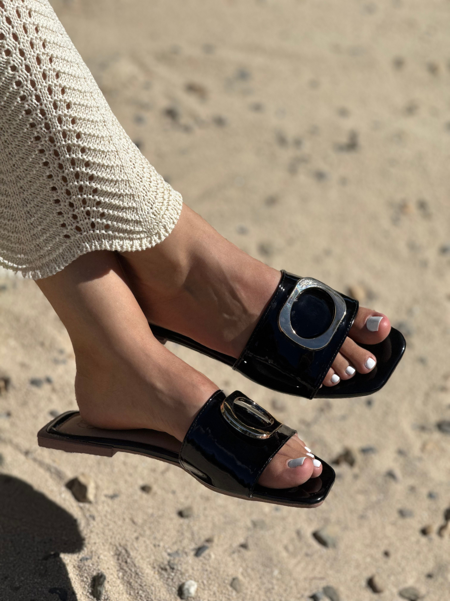 Sandalias elegantes en charol P1503 para mujer | Maraldo